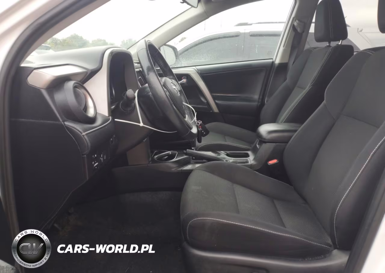 2018 Toyota Rav4 Xle VIN:2T3RFREV4JW846367 - 7