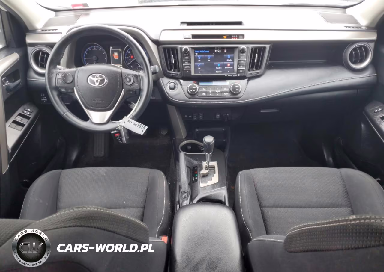2018 Toyota Rav4 Xle VIN:2T3RFREV4JW846367 - 8