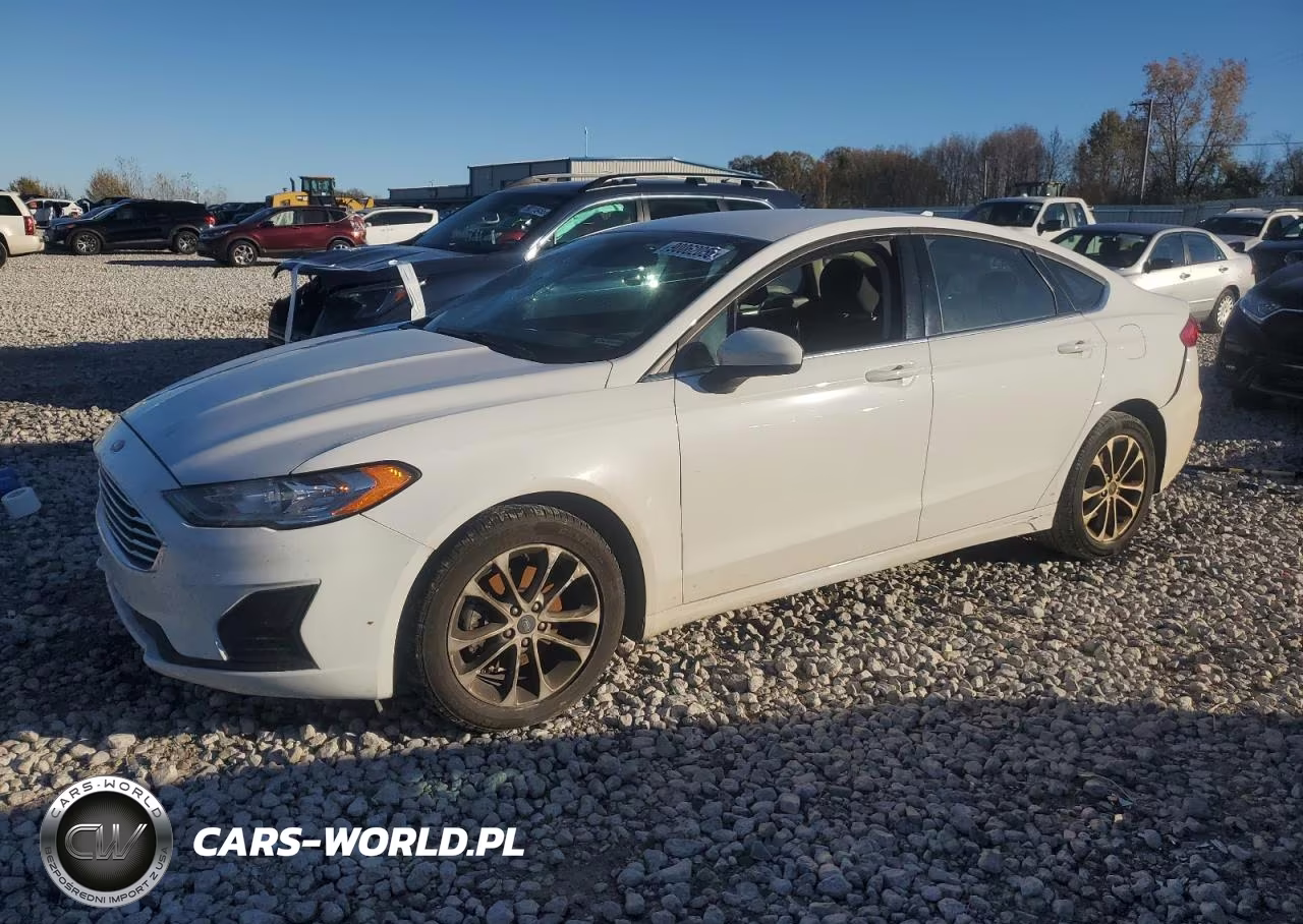 2020 Ford Fusion Se