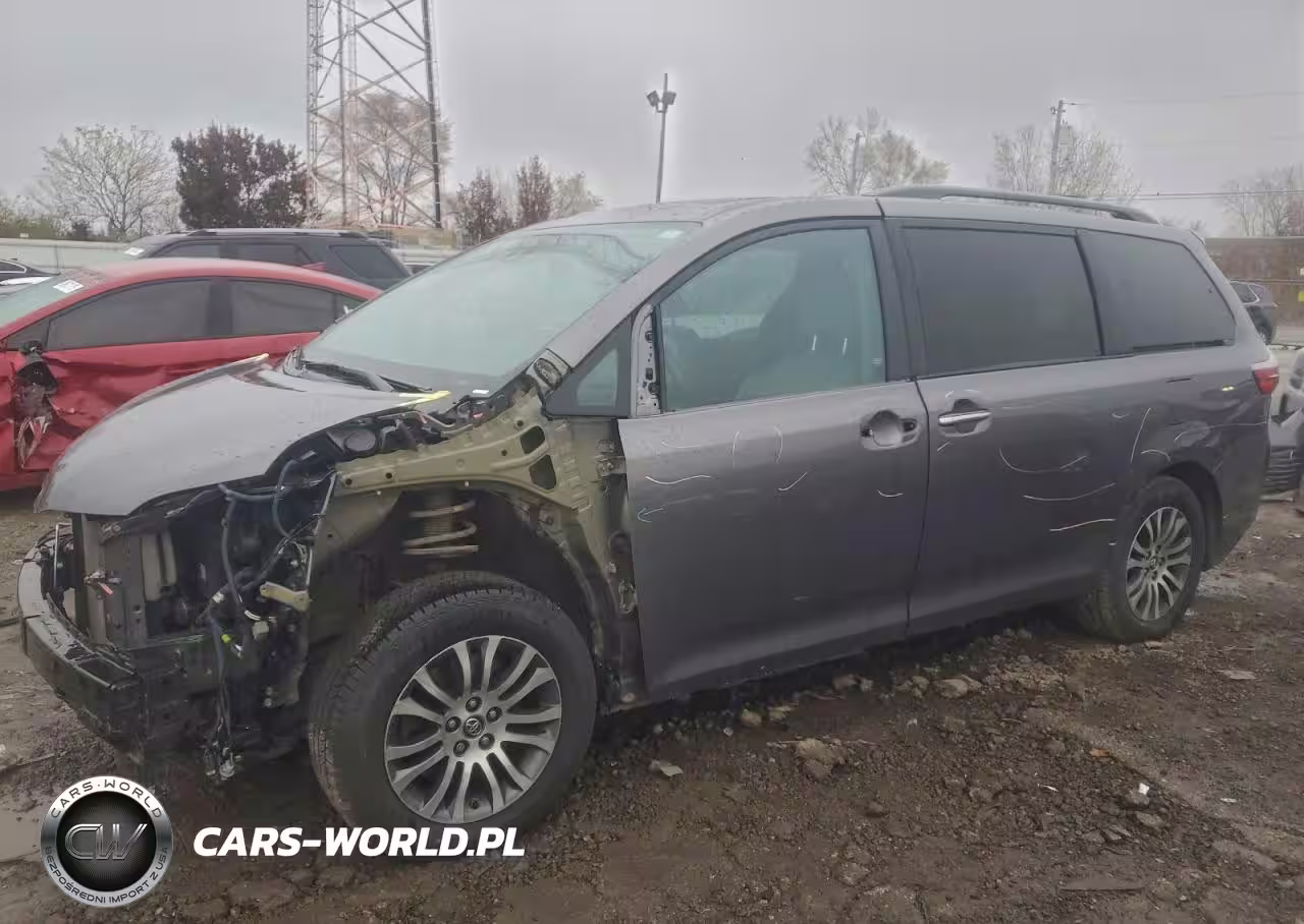 2018 Toyota Sienna Xle