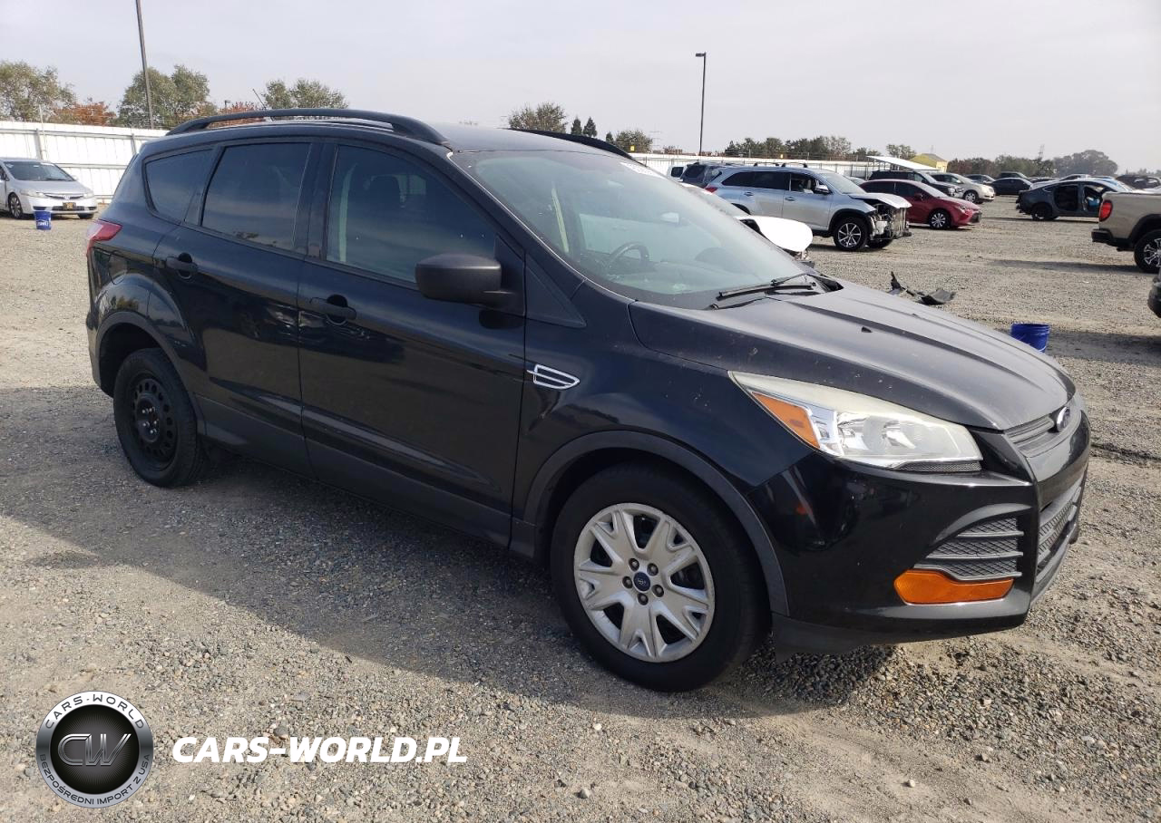2015 Ford Escape S VIN:1FMCU0F75FUA63100 - 4