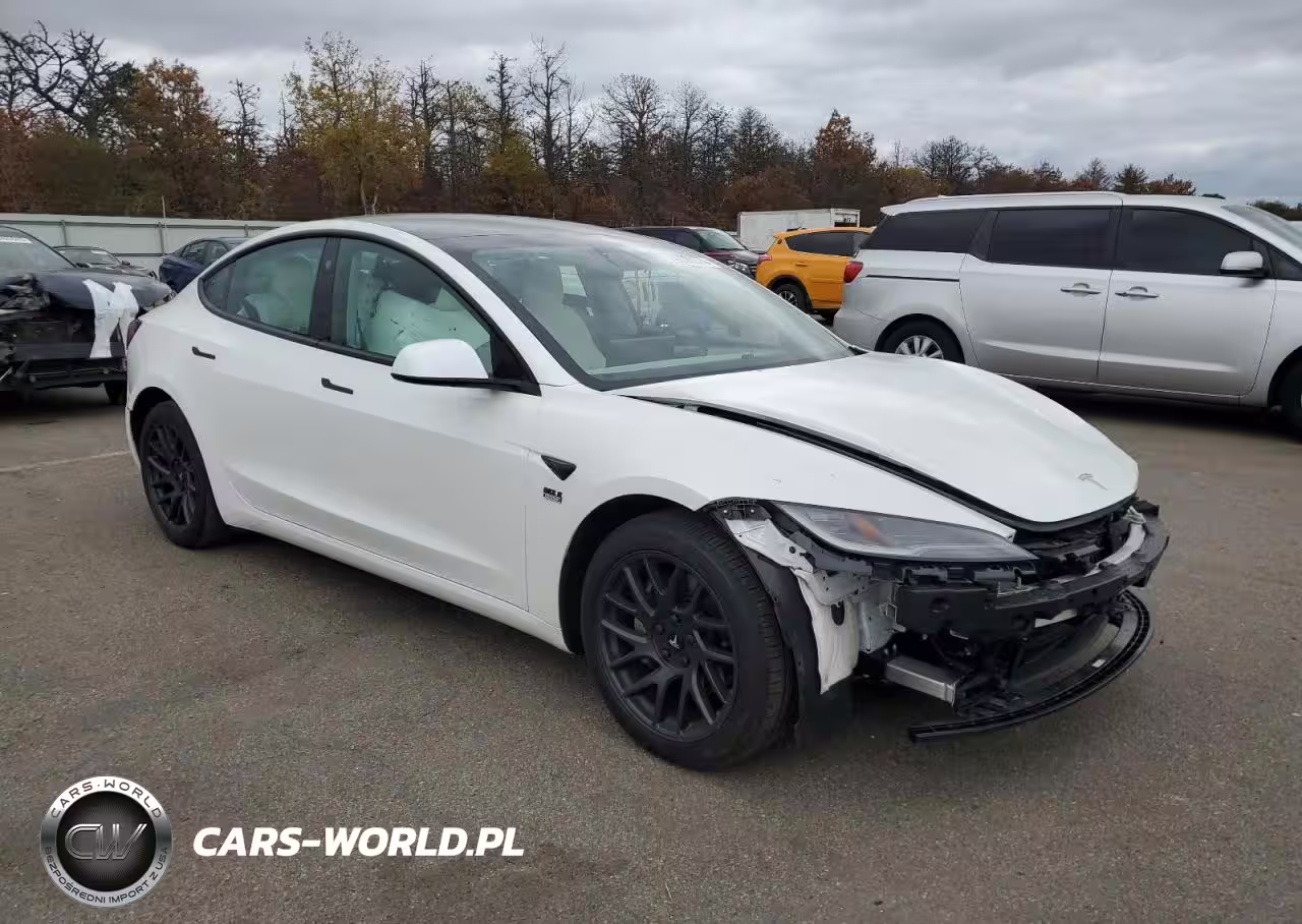 2024 Tesla Model 3 VIN:5YJ3E1EA2RF815384 - 4