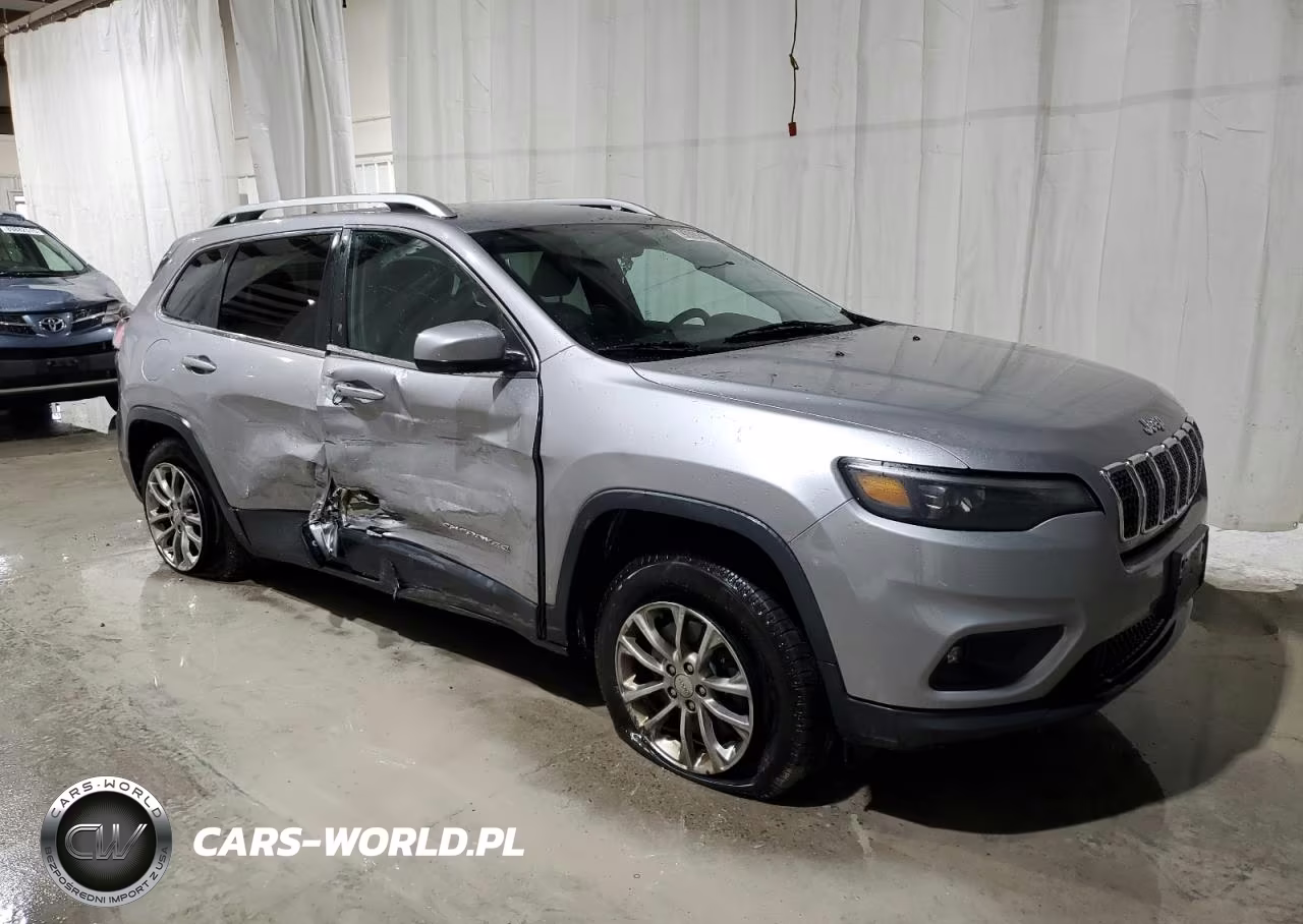 2019 Jeep Cherokee Latitude Plus VIN:1C4PJMLBXKD182169 - 4