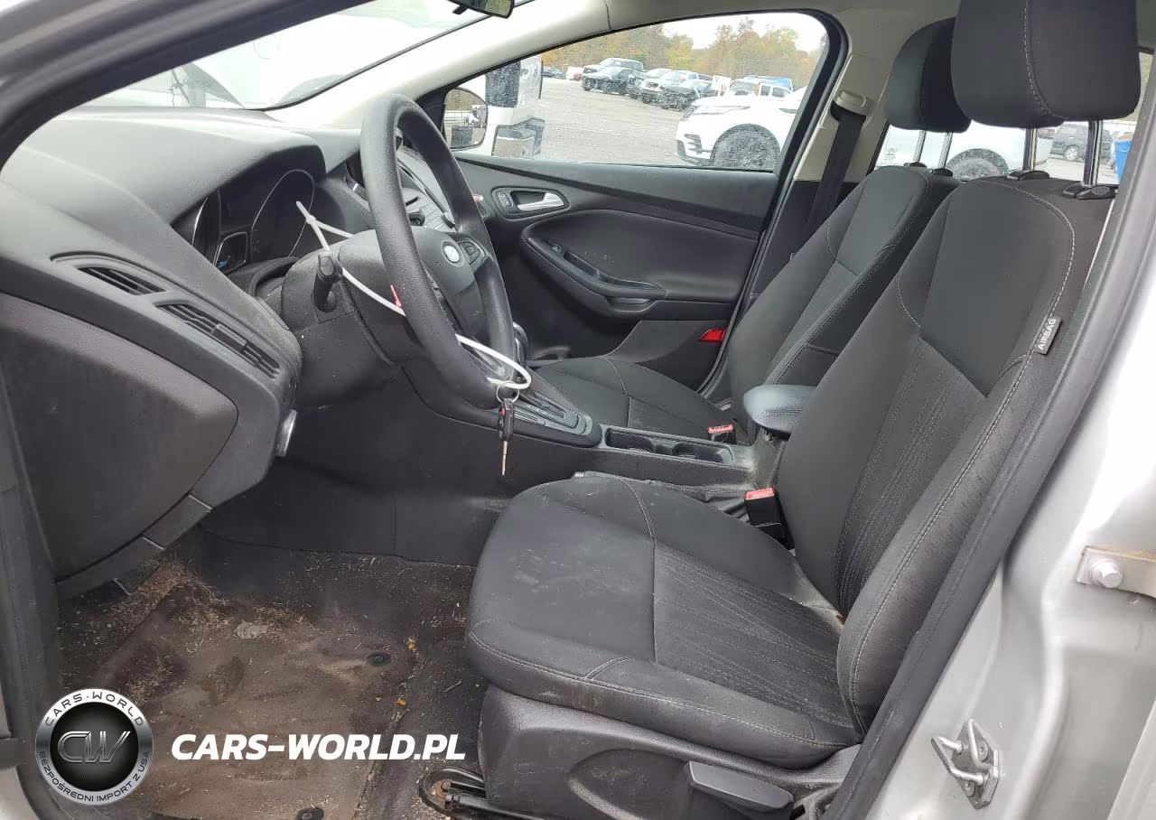 2016 Ford Focus Se VIN:1FADP3F29GL319564 - 7