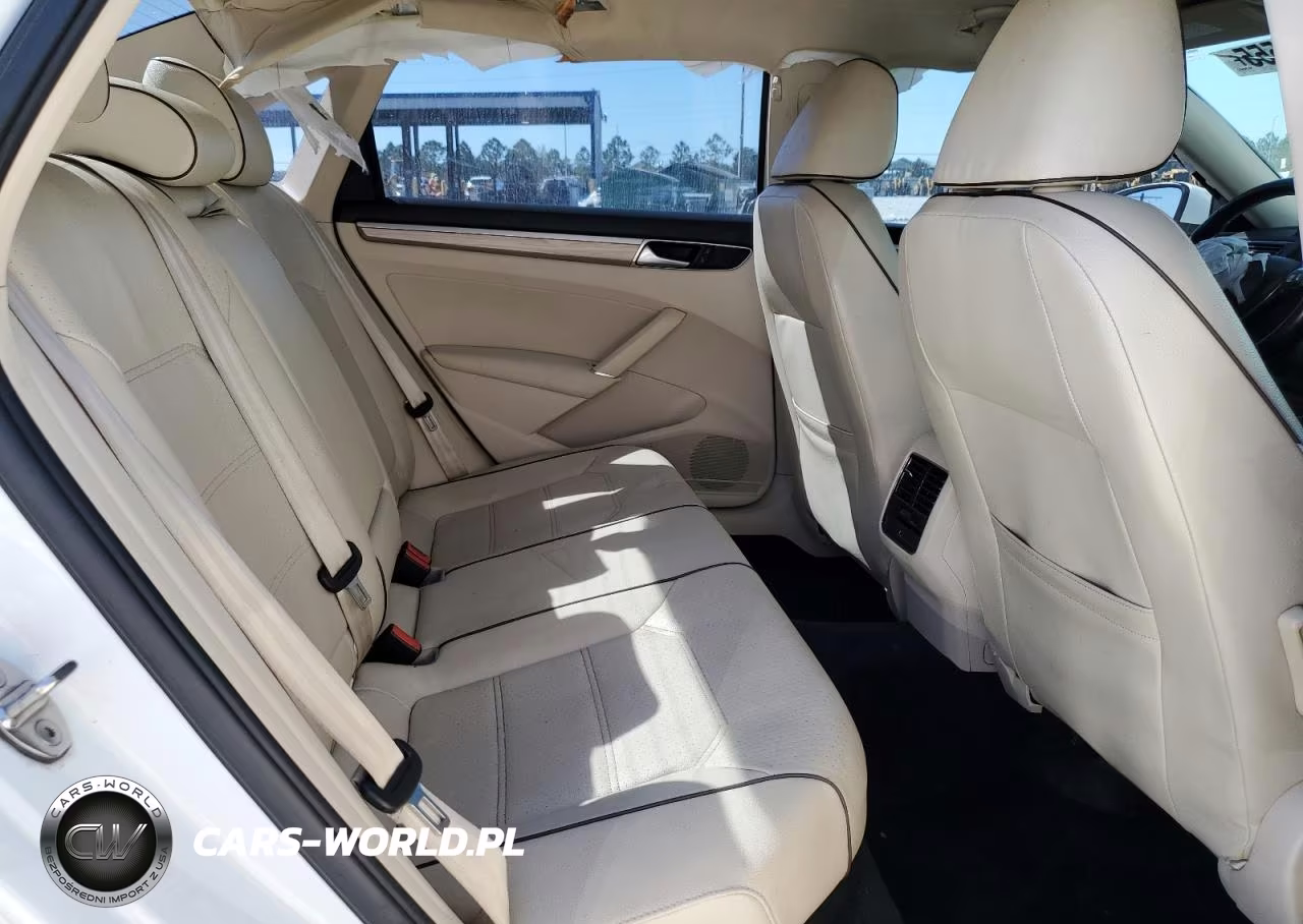 2016 Volkswagen Passat Se VIN:1VWBT7A30GC027500 - 10