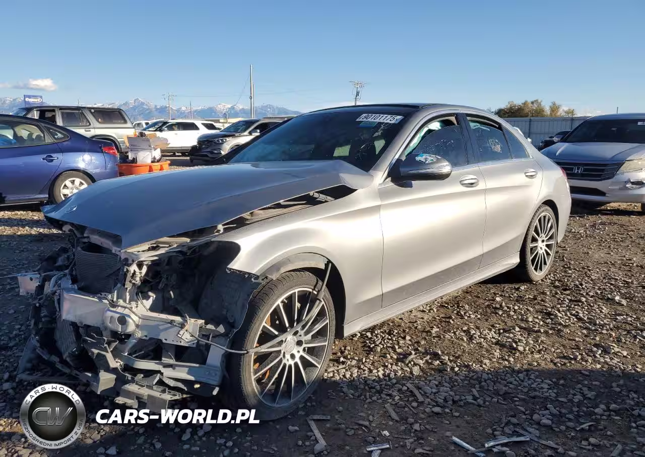 2015 Mercedes-Benz C 300 4Matic