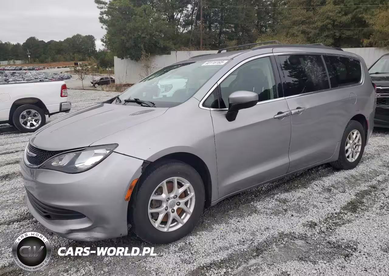 2020 Chrysler Voyager Lxi