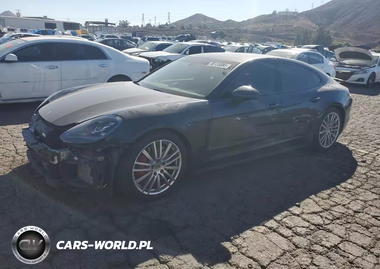 2018 Porsche Panamera 4 E-Hybrid
