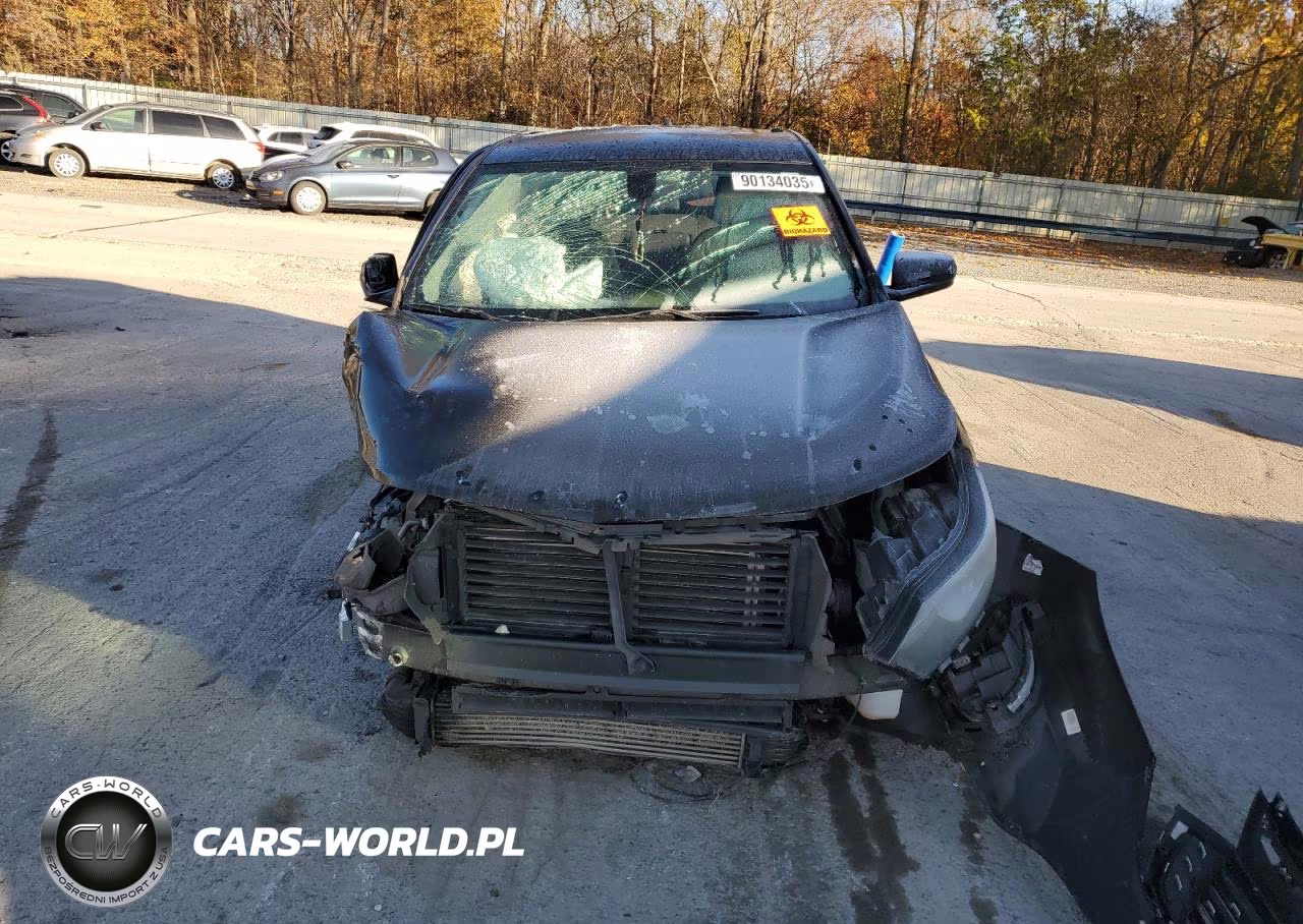 2019 Chevrolet Equinox Lt VIN:2GNAXUEV7K6162589 - 5