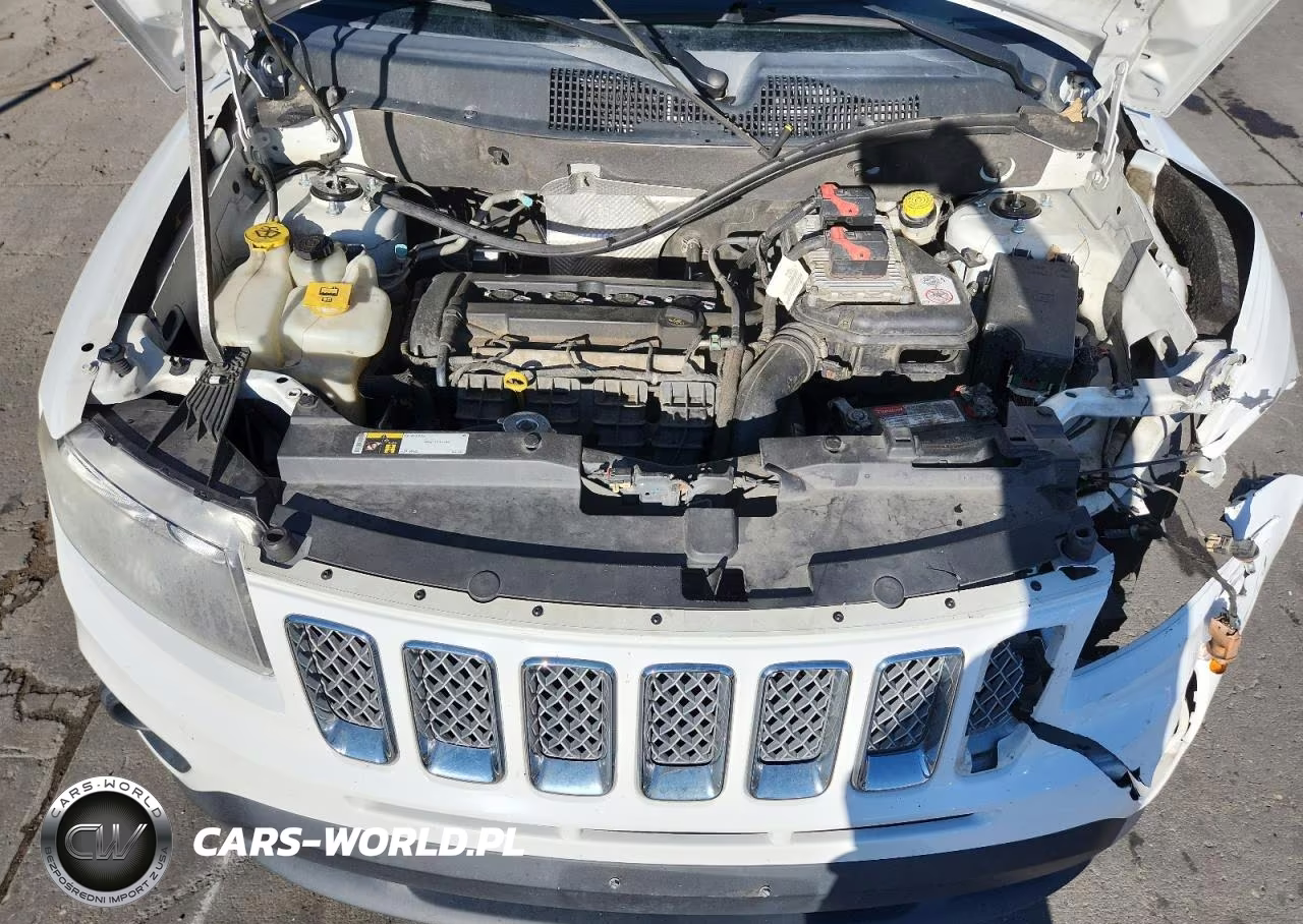 2016 Jeep Compass Latitude VIN:1C4NJCEA4GD619788 - 12