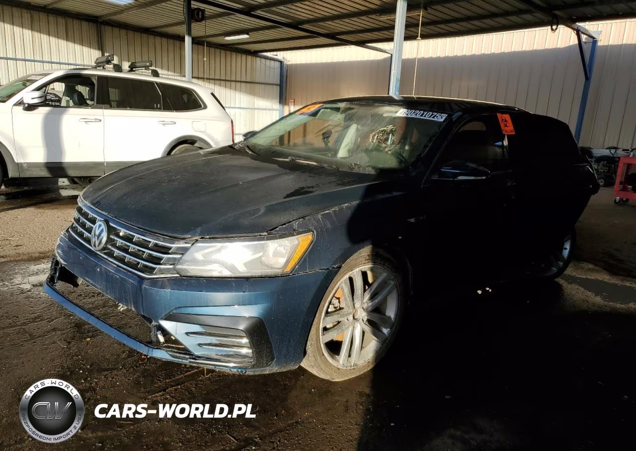 2018 Volkswagen Passat S VIN:1VWAA7A38JC006645 - 4