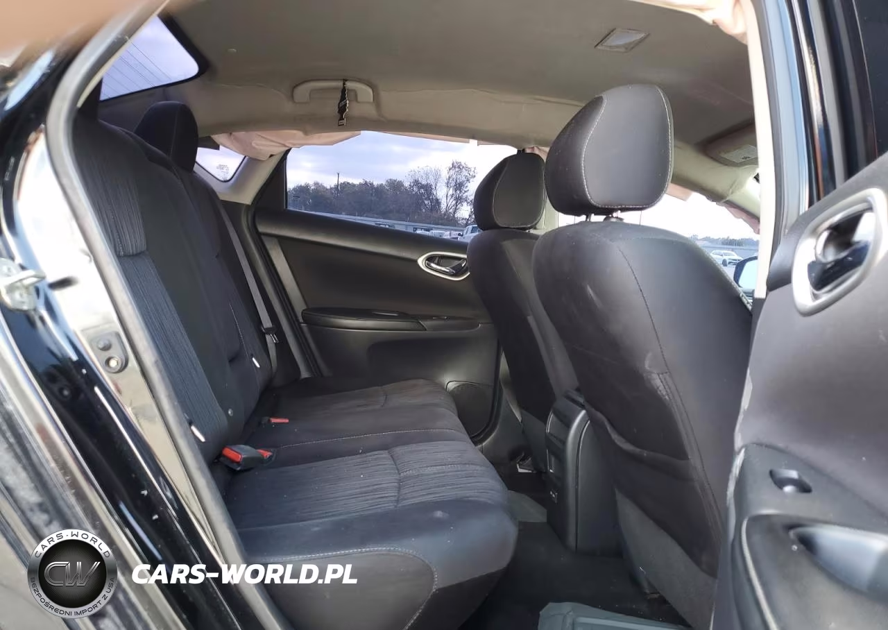 2018 Nissan Sentra S VIN:3N1AB7AP6JL653037 - 10
