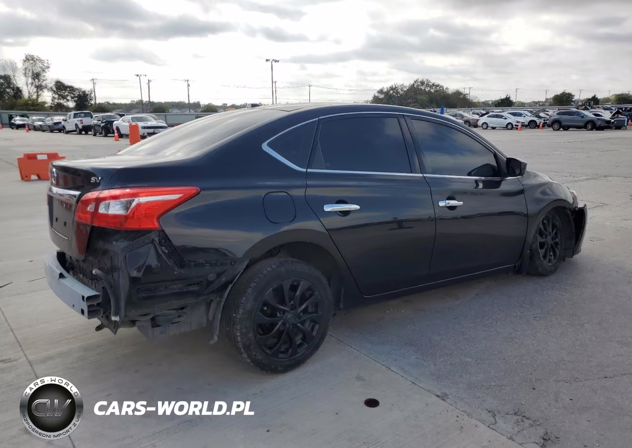 2018 Nissan Sentra S VIN:3N1AB7AP6JL653037 - 3