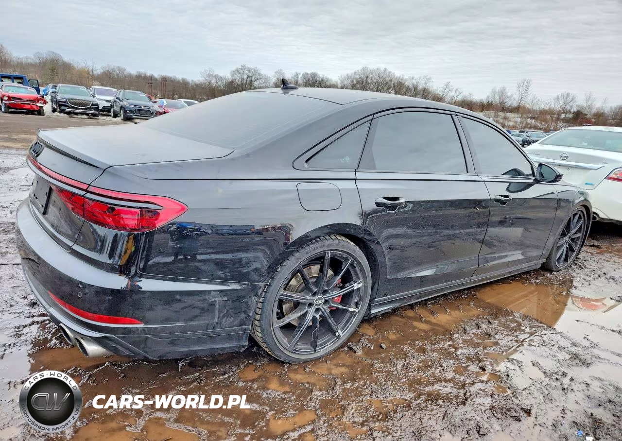2023 Audi S8 VIN:WAULSAF89PN012152 - 3