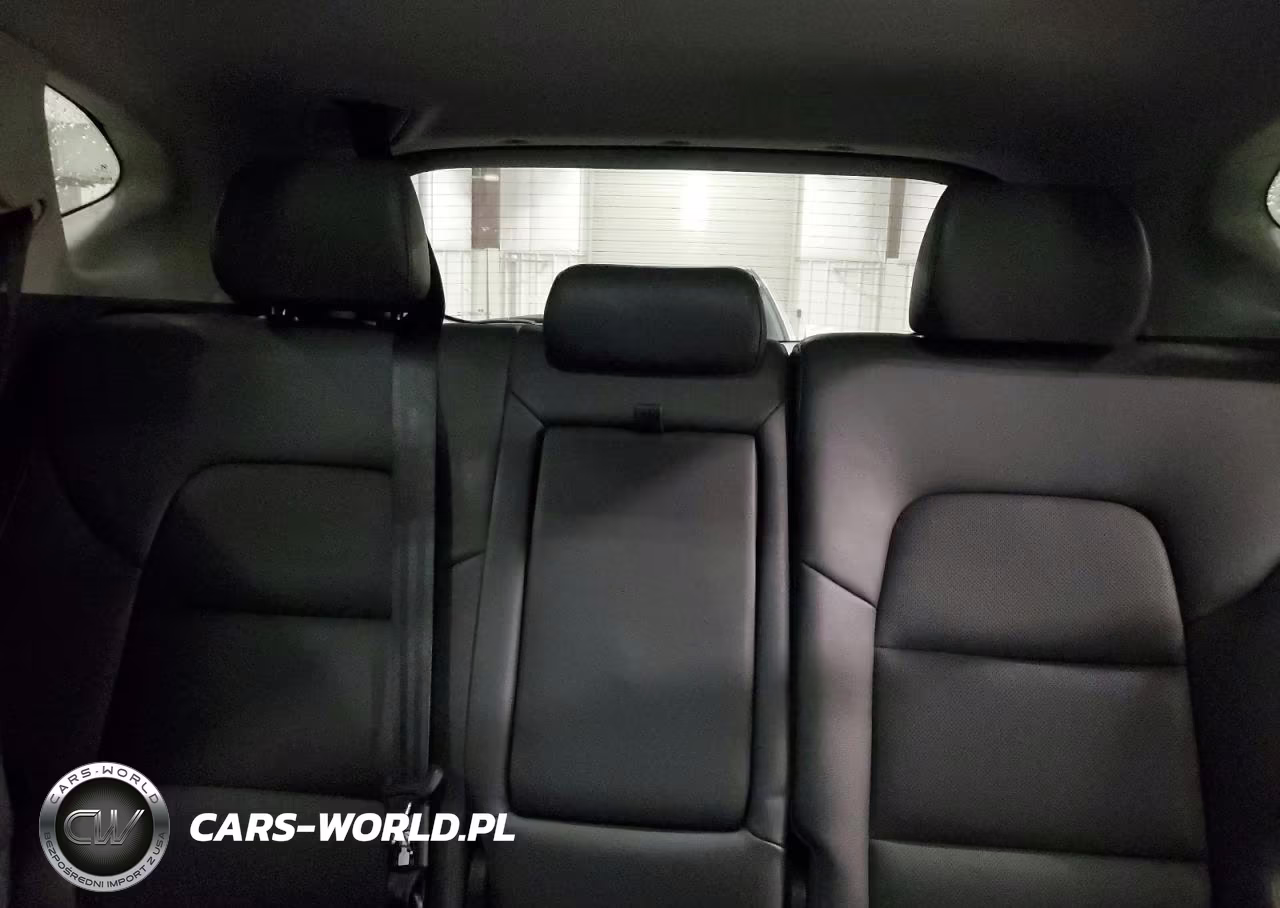 2016 Hyundai Tucson Limited VIN:KM8J3CA2XGU130086 - 10