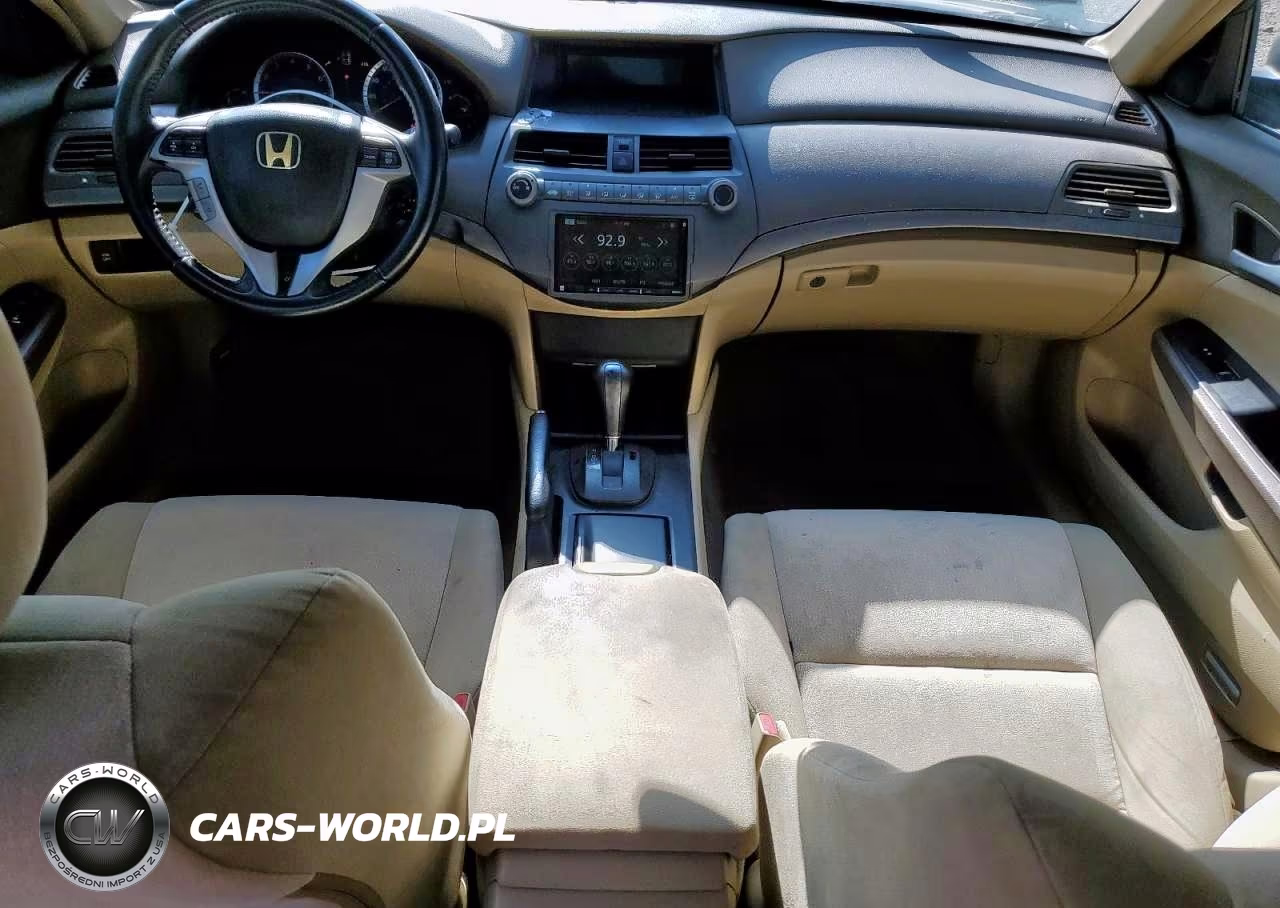 2008 Honda Accord Lxp VIN:JHMCP26498C037135 - 8