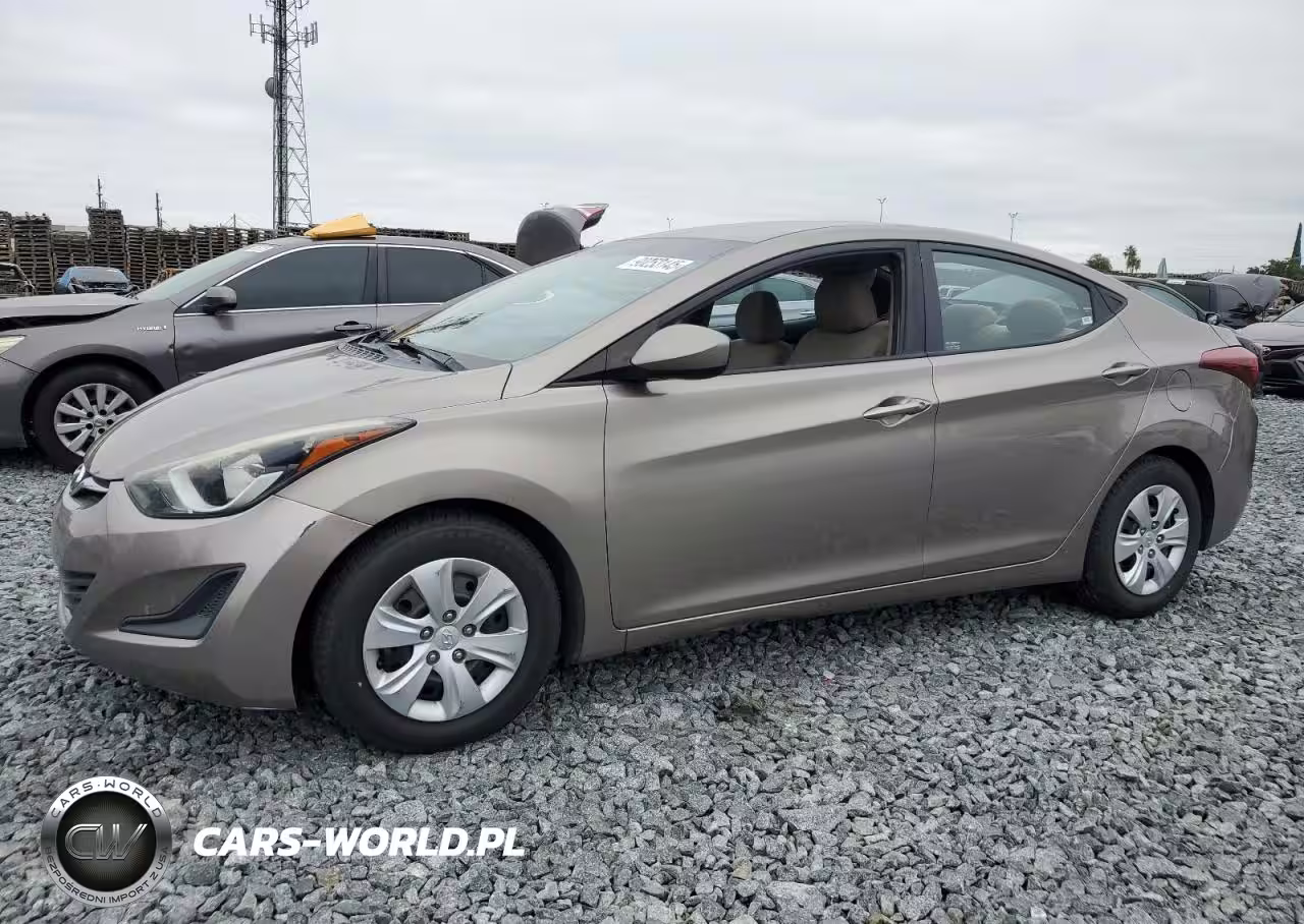 2016 Hyundai Elantra Se