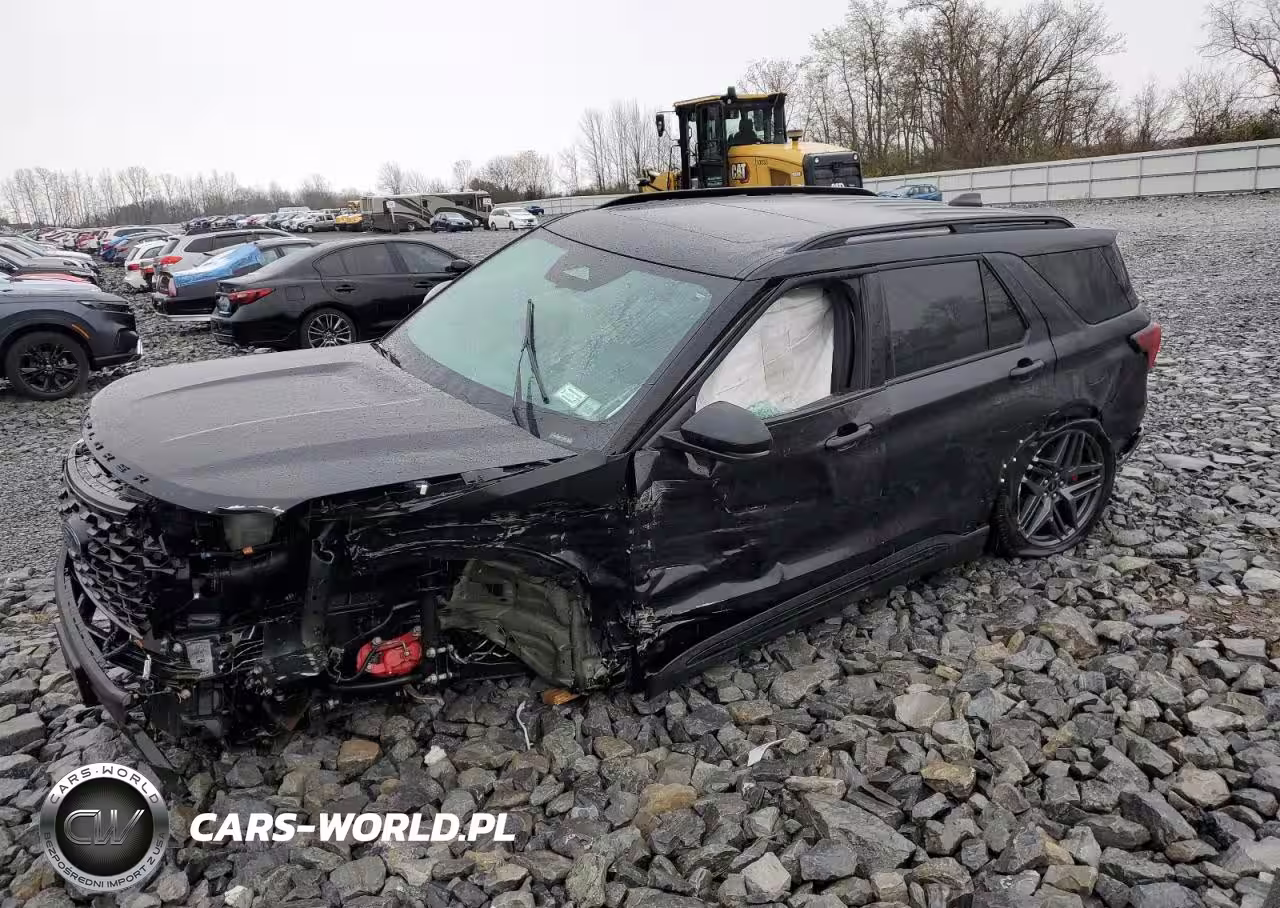 2025 Ford Explorer St