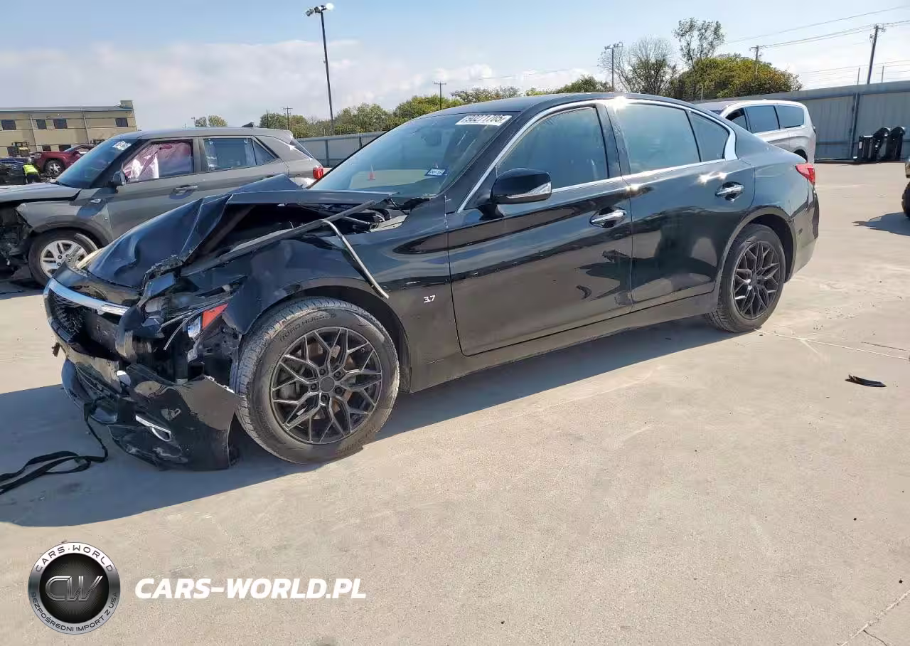 2015 Infiniti Q50 Base