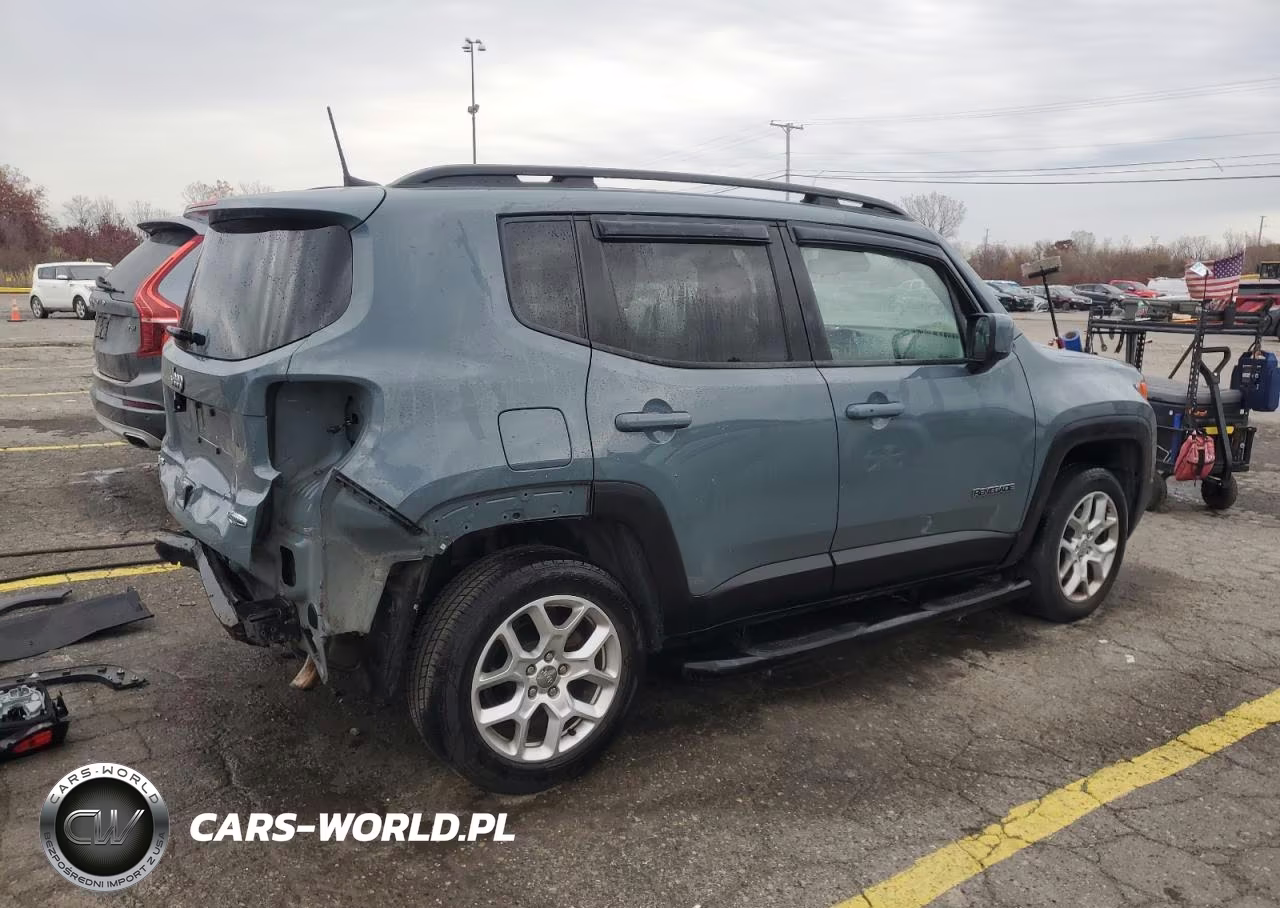 2018 Jeep Renegade Latitude VIN:ZACCJBBB8JPJ46949 - 3