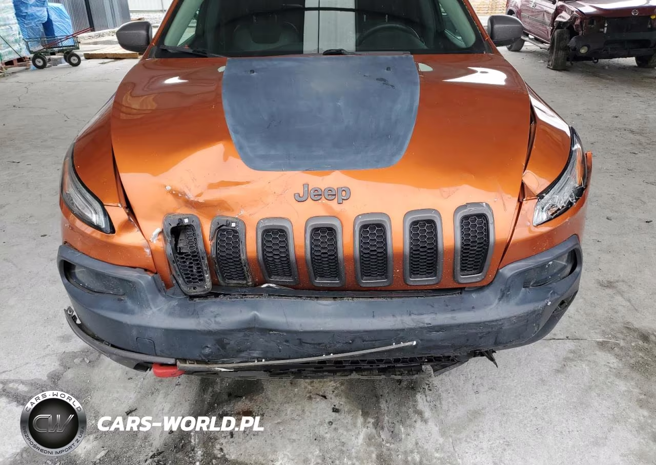 2015 Jeep Cherokee Trailhawk VIN:1C4PJMBS2FW757554 - 12