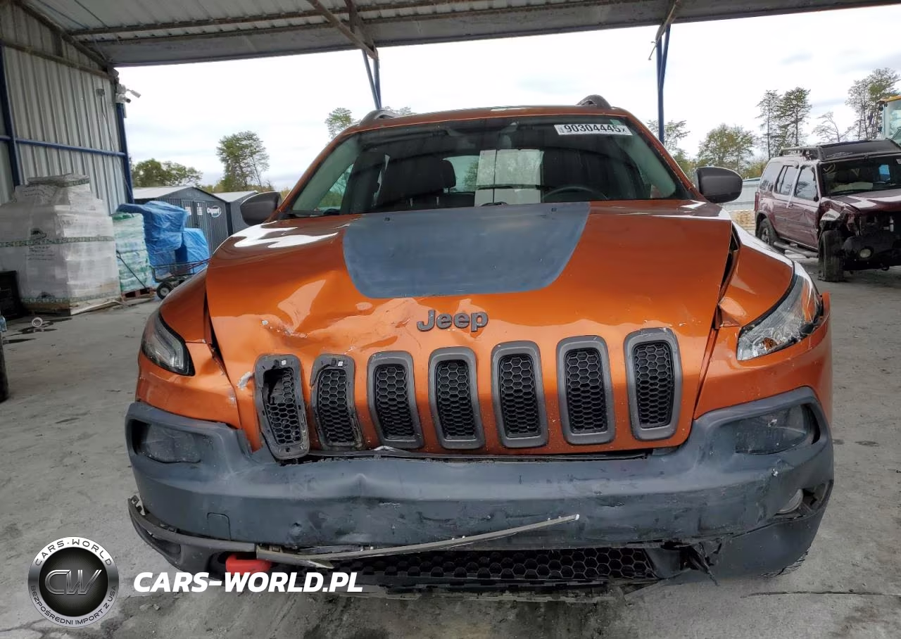 2015 Jeep Cherokee Trailhawk VIN:1C4PJMBS2FW757554 - 5