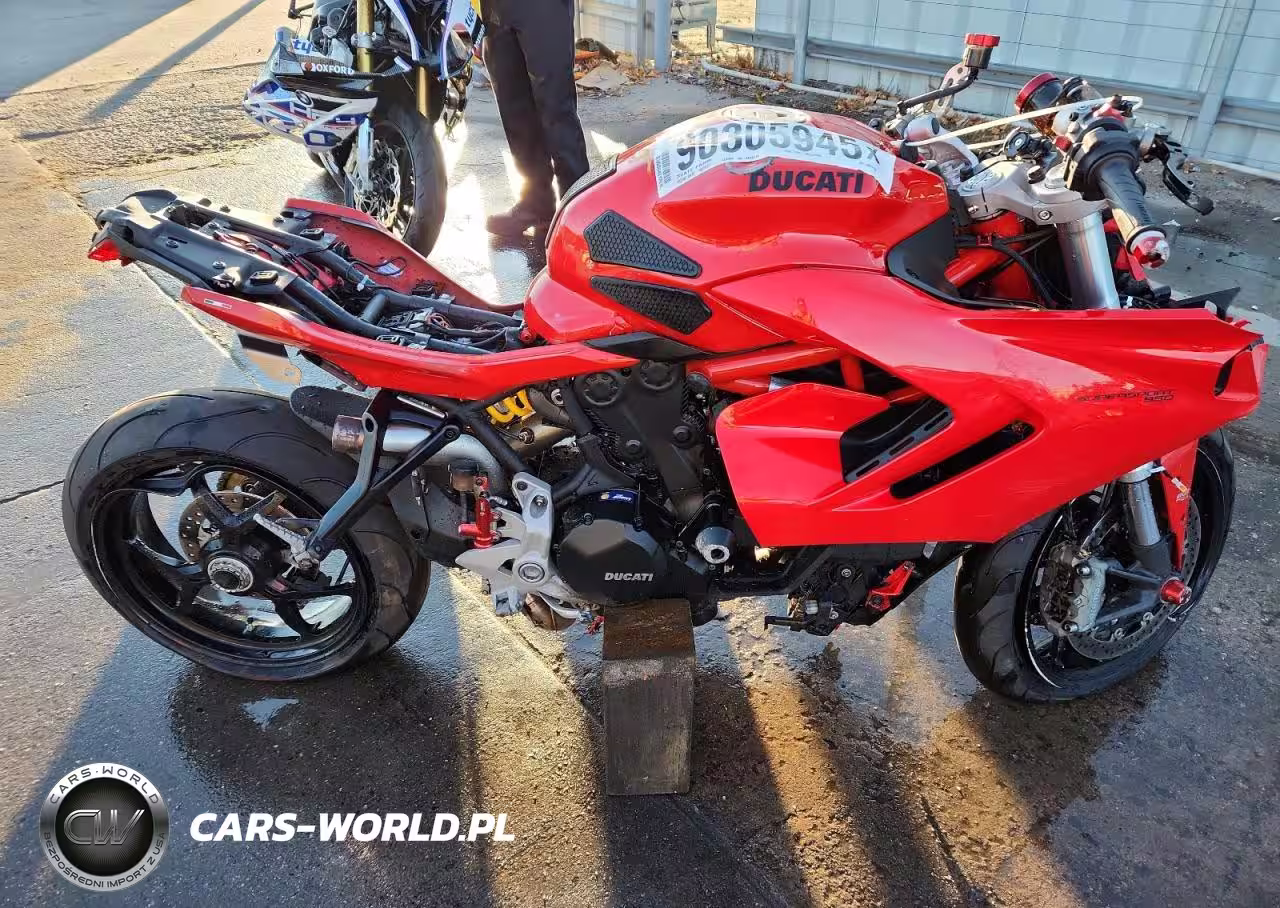 2024 Ducati Supersport