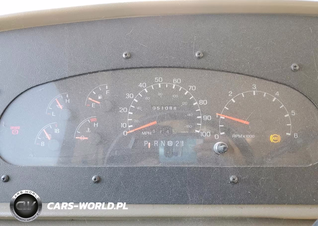2002 Ford Recreational Vehicle VIN:1FCNF53SX20A04879 - 8