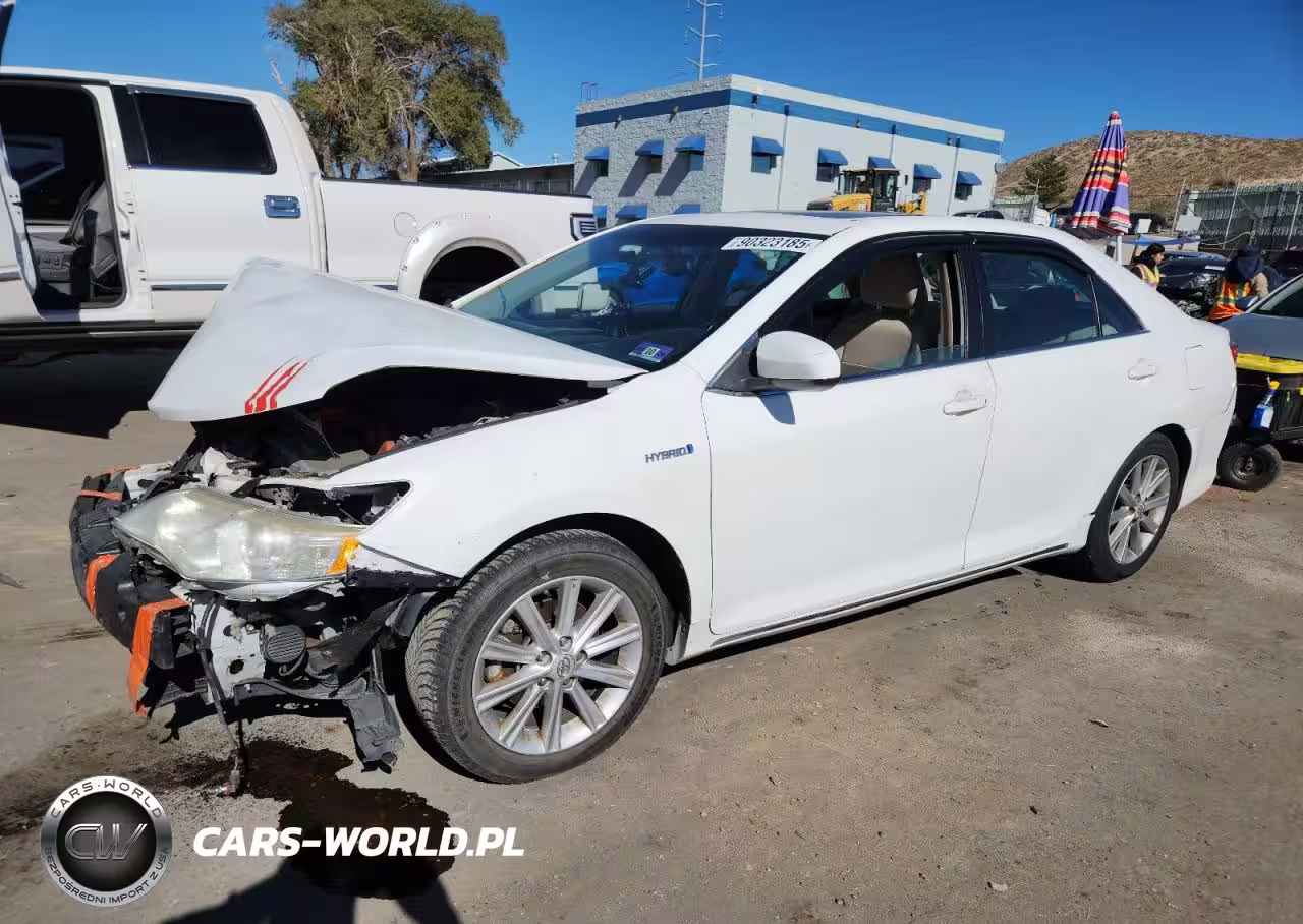 2013 Toyota Camry Hybrid