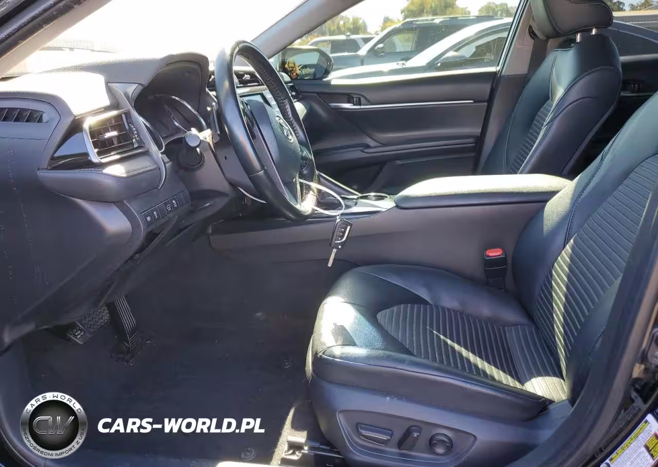 2020 Toyota Camry Se VIN:4T1G11AK0LU337133 - 7