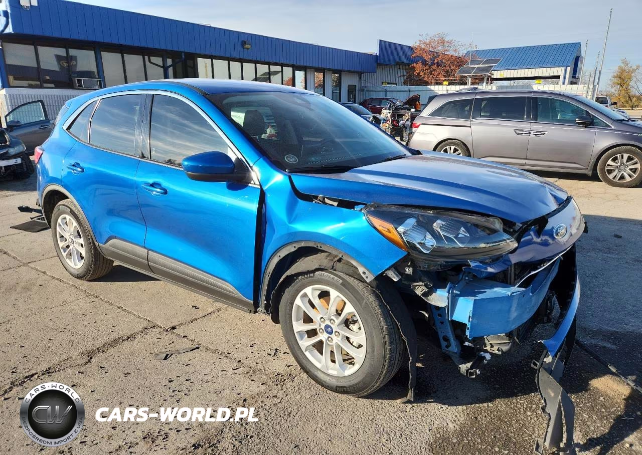 2020 Ford Escape Se VIN:1FMCU0G61LUC18775 - 4