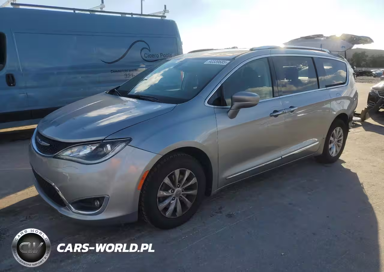 2019 Chrysler Pacifica Touring L