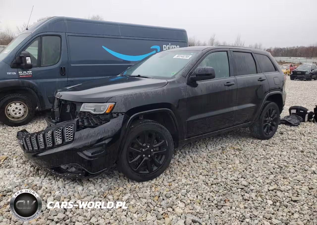 2020 Jeep Grand Cherokee Laredo
