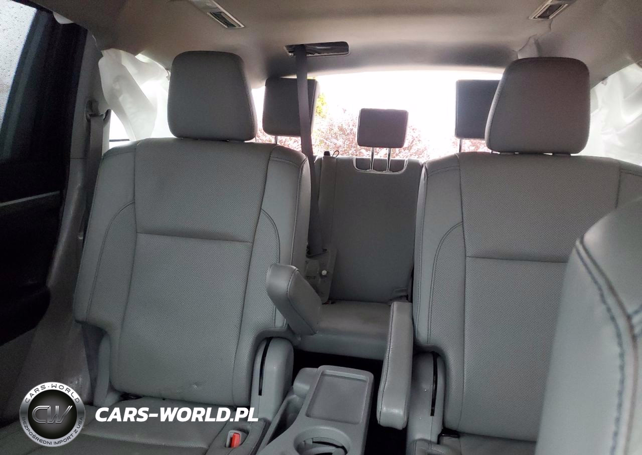 2019 Toyota Highlander Limited VIN:5TDDZRFH5KS725439 - 10
