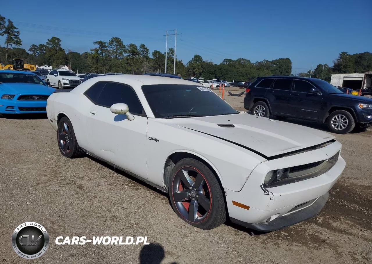 2013 Dodge Challenger Sxt VIN:2C3CDYAG2DH530648 - 4