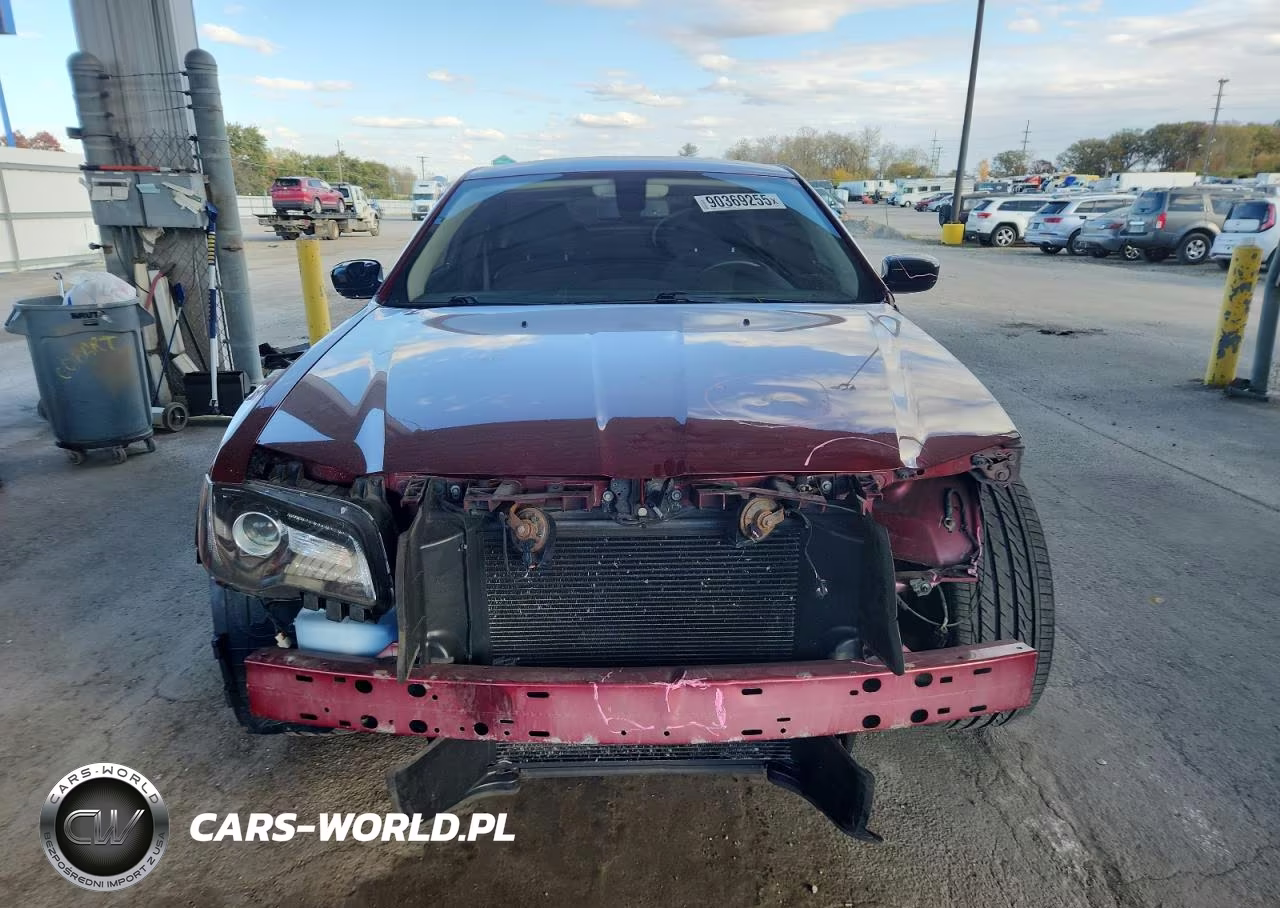2021 Chrysler 300 Touring VIN:2C3CCAAG3MH505302 - 5