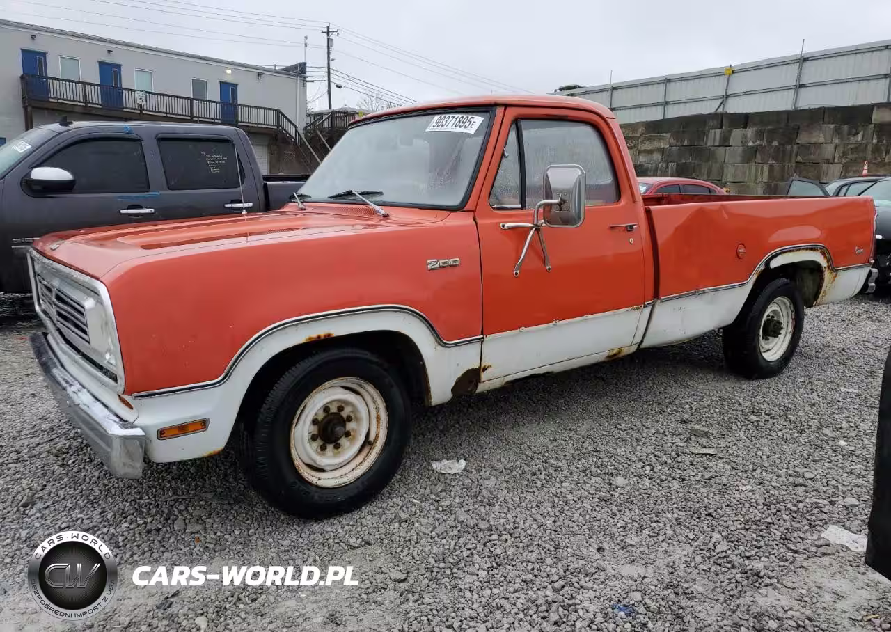 1975 Dodge D200