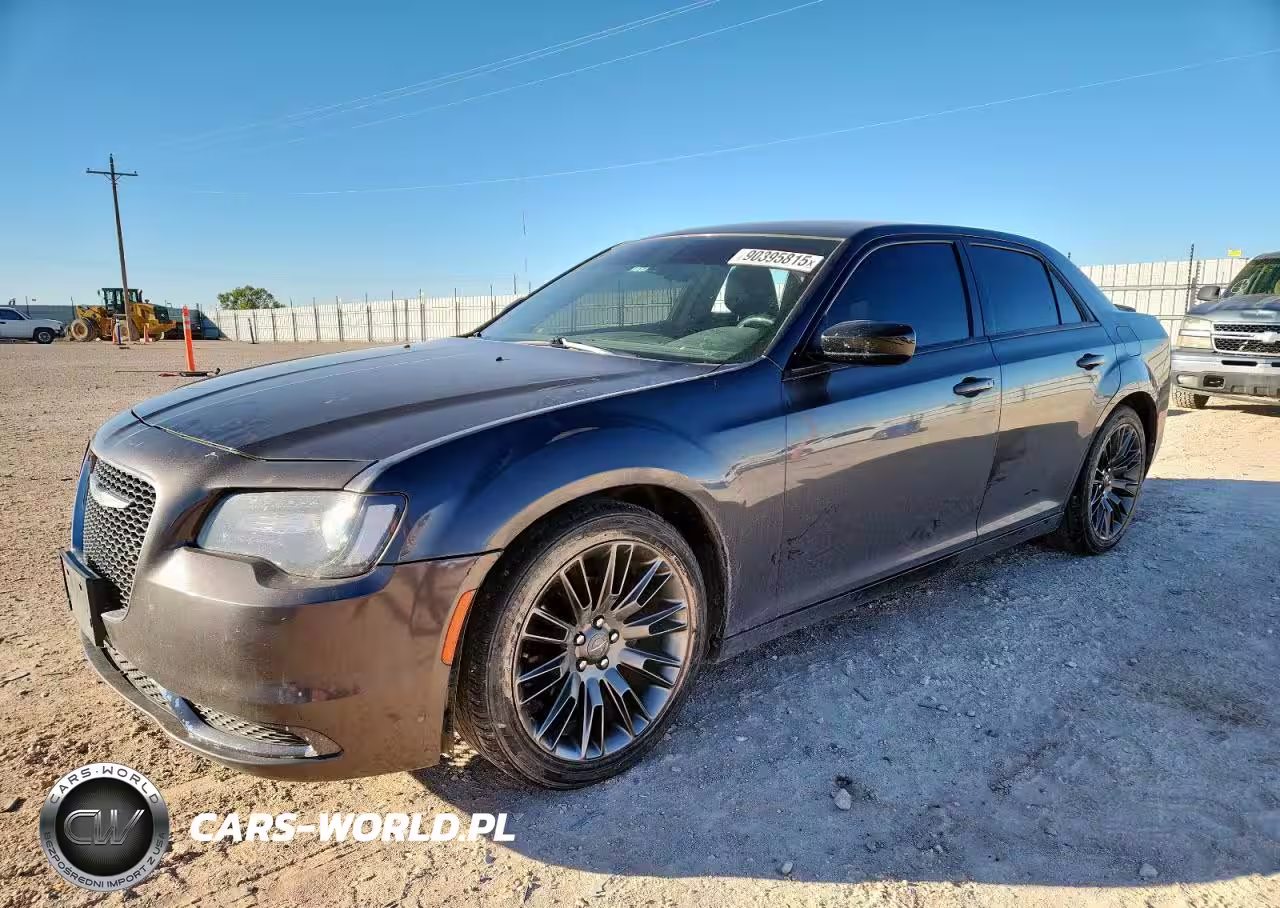 2019 Chrysler 300 Touring