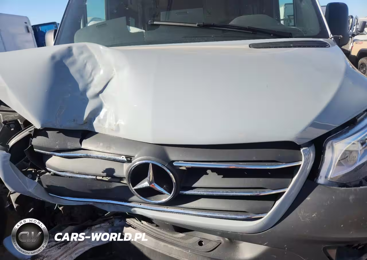 2024 Benz Sprinter Cargo 2500 VIN:W1X4NBVY4RP700038 - 12