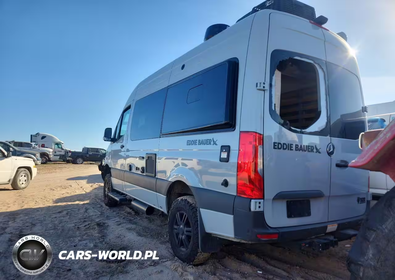 2024 Benz Sprinter Cargo 2500 VIN:W1X4NBVY4RP700038 - 2