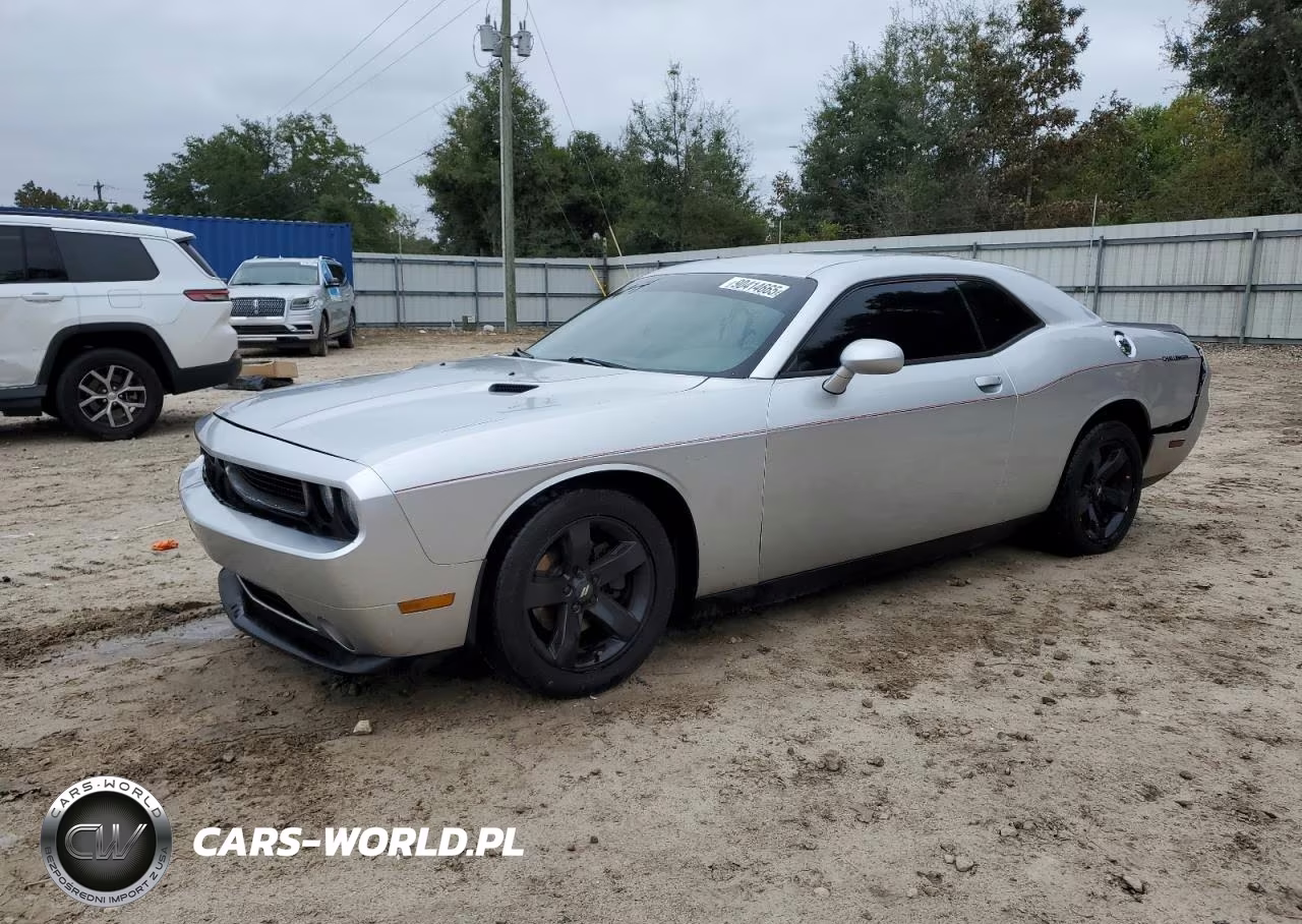 2012 Dodge Challenger Sxt – zdjęcie 1 z 12