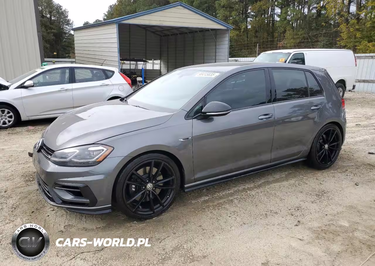 2019 Volkswagen Golf R