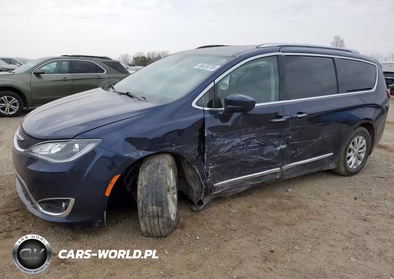 2018 Chrysler Pacifica Touring L Plus