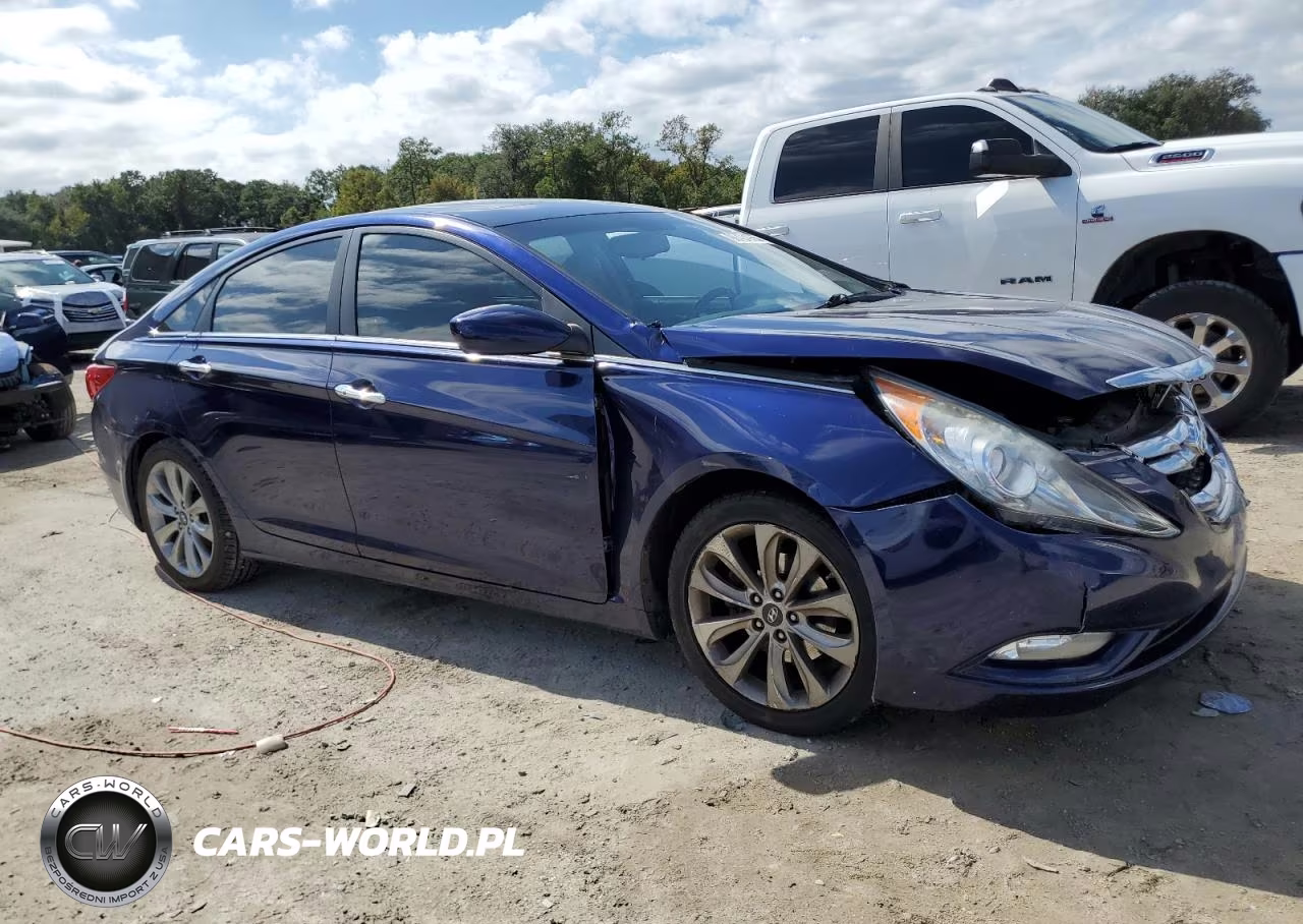 2013 Hyundai Sonata Se VIN:5NPEC4AC4DH529604 - 4