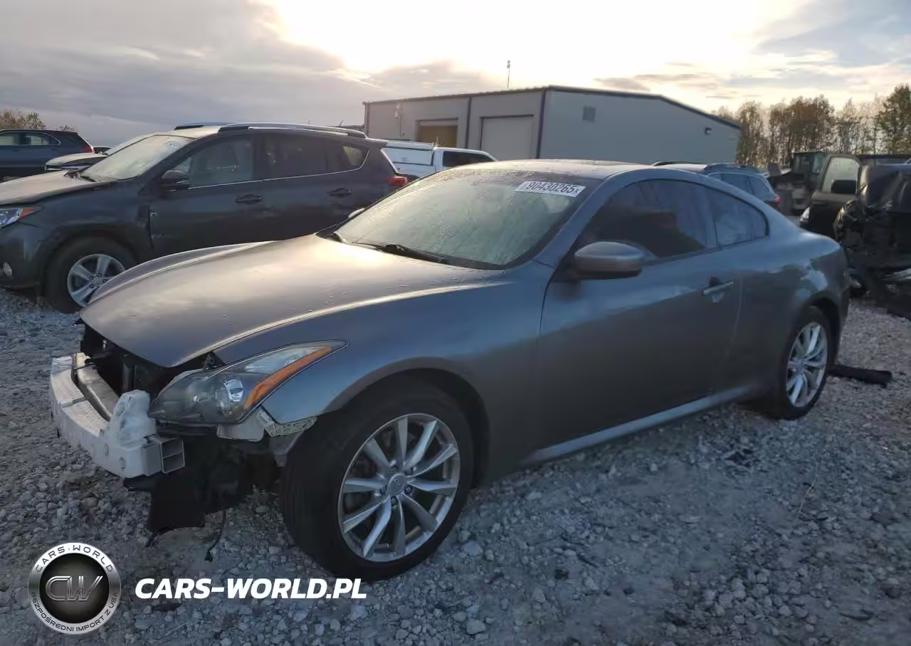 2011 Infiniti G37