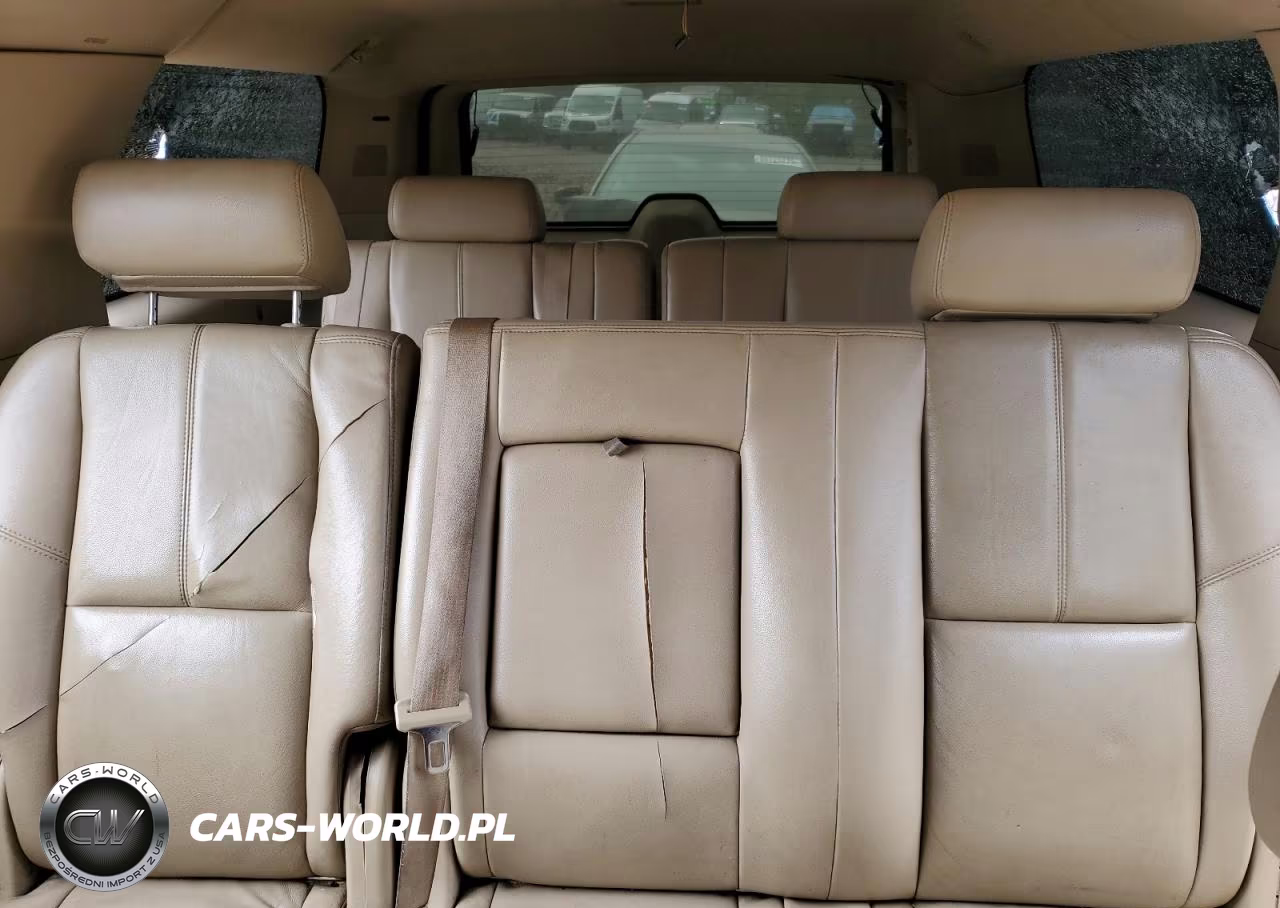 2008 Chevrolet Suburban K1500 Ls VIN:3GNFK16398G175261 - 10