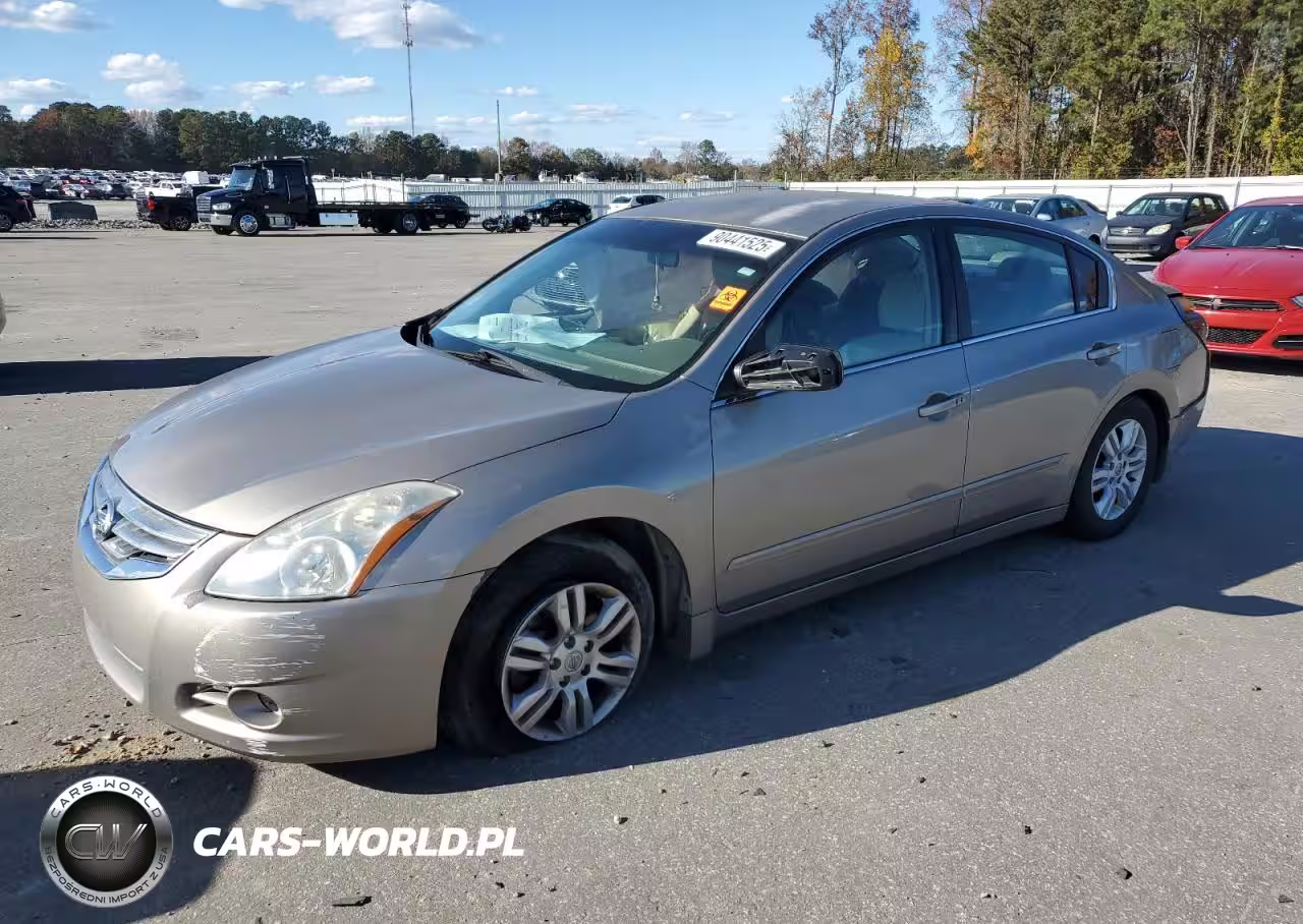 2012 Nissan Altima Base