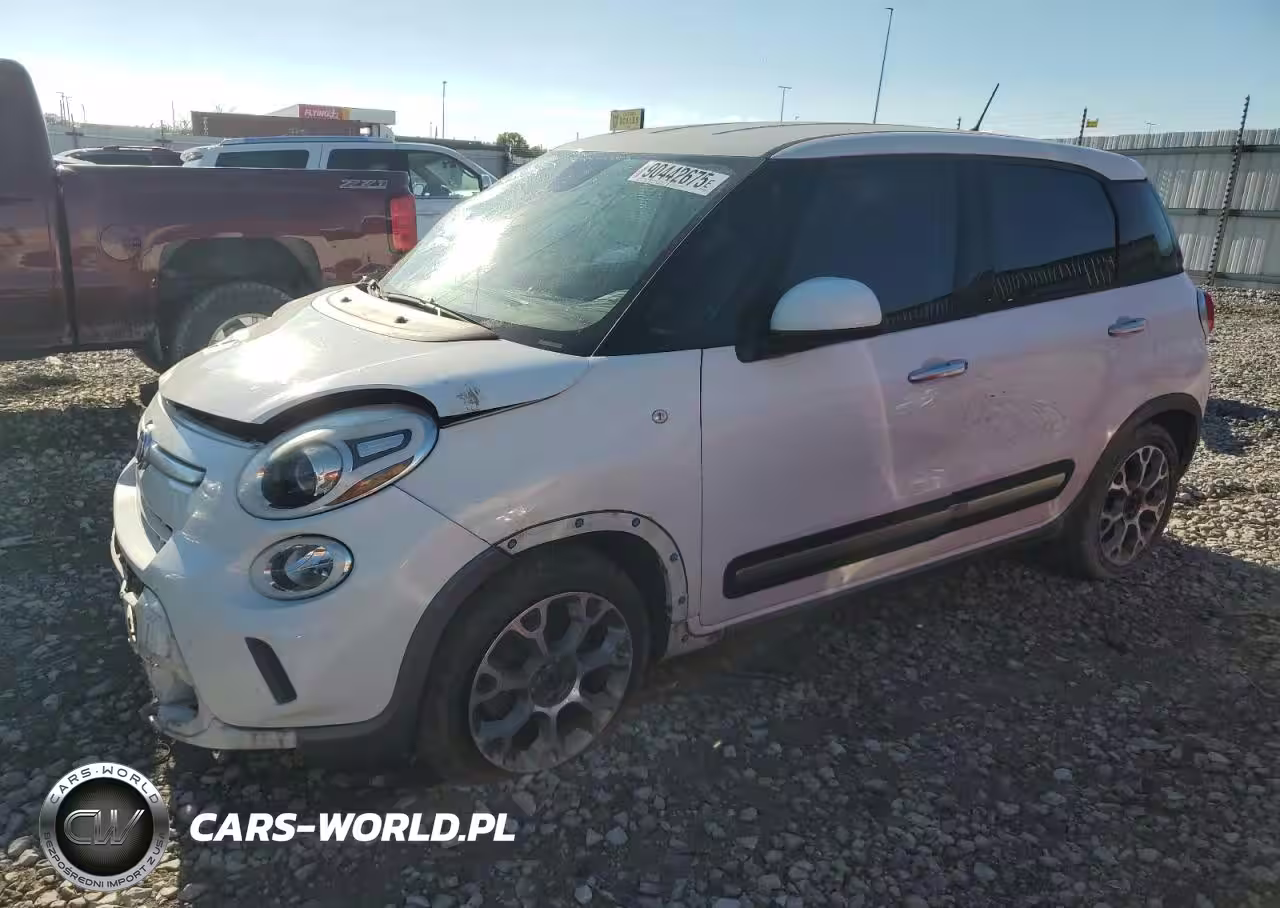 2014 Fiat 500L Trekking