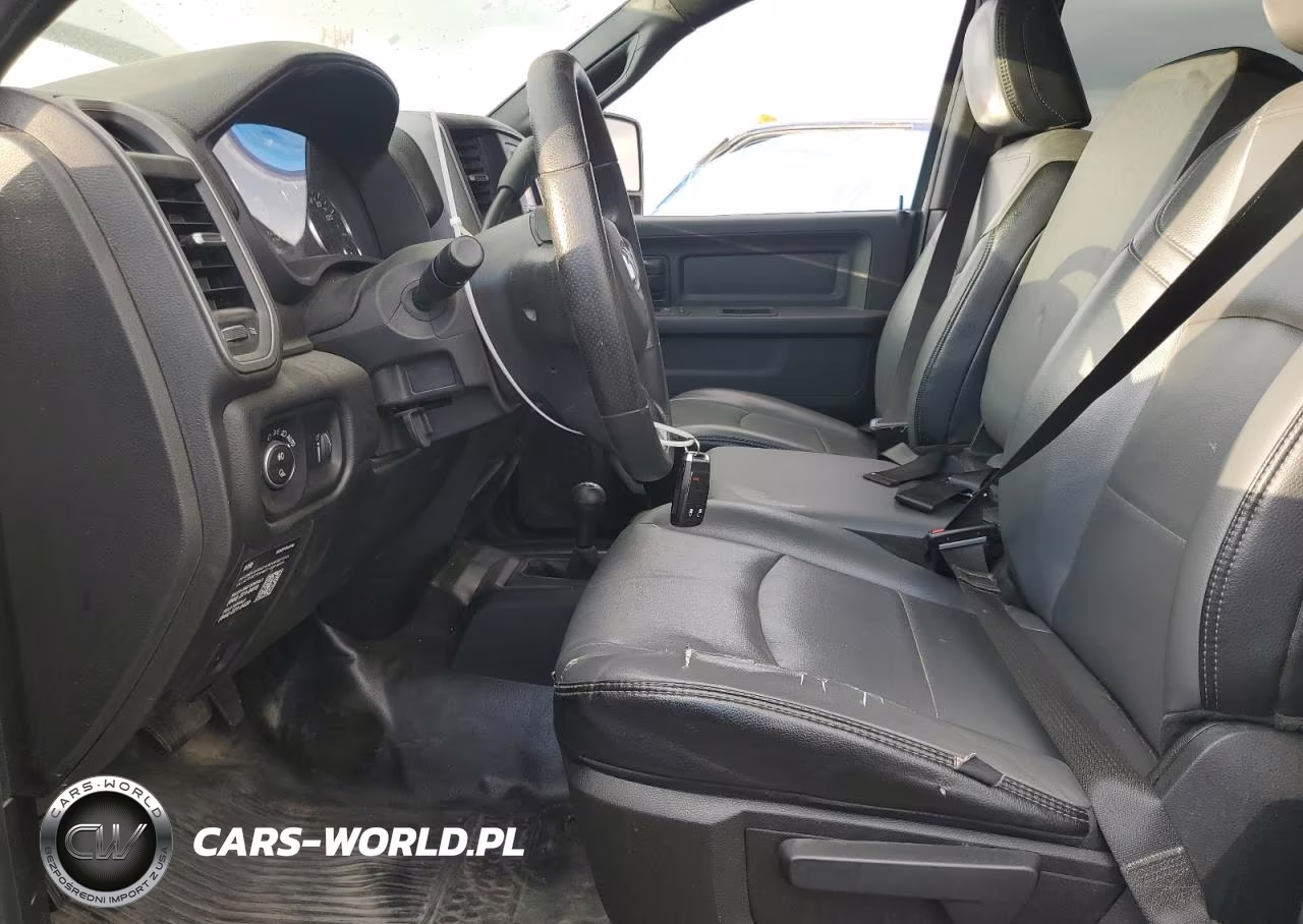 2023 Ram 2500 Tradesman VIN:3C6UR5CLXPG566660 - 7