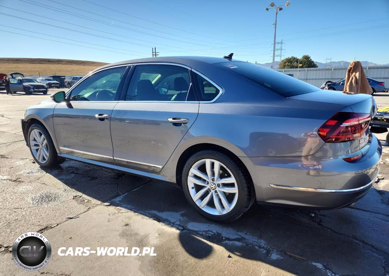 2017 Volkswagen Passat Sel Premium VIN:1VWCT7A3XHC053138 - 2